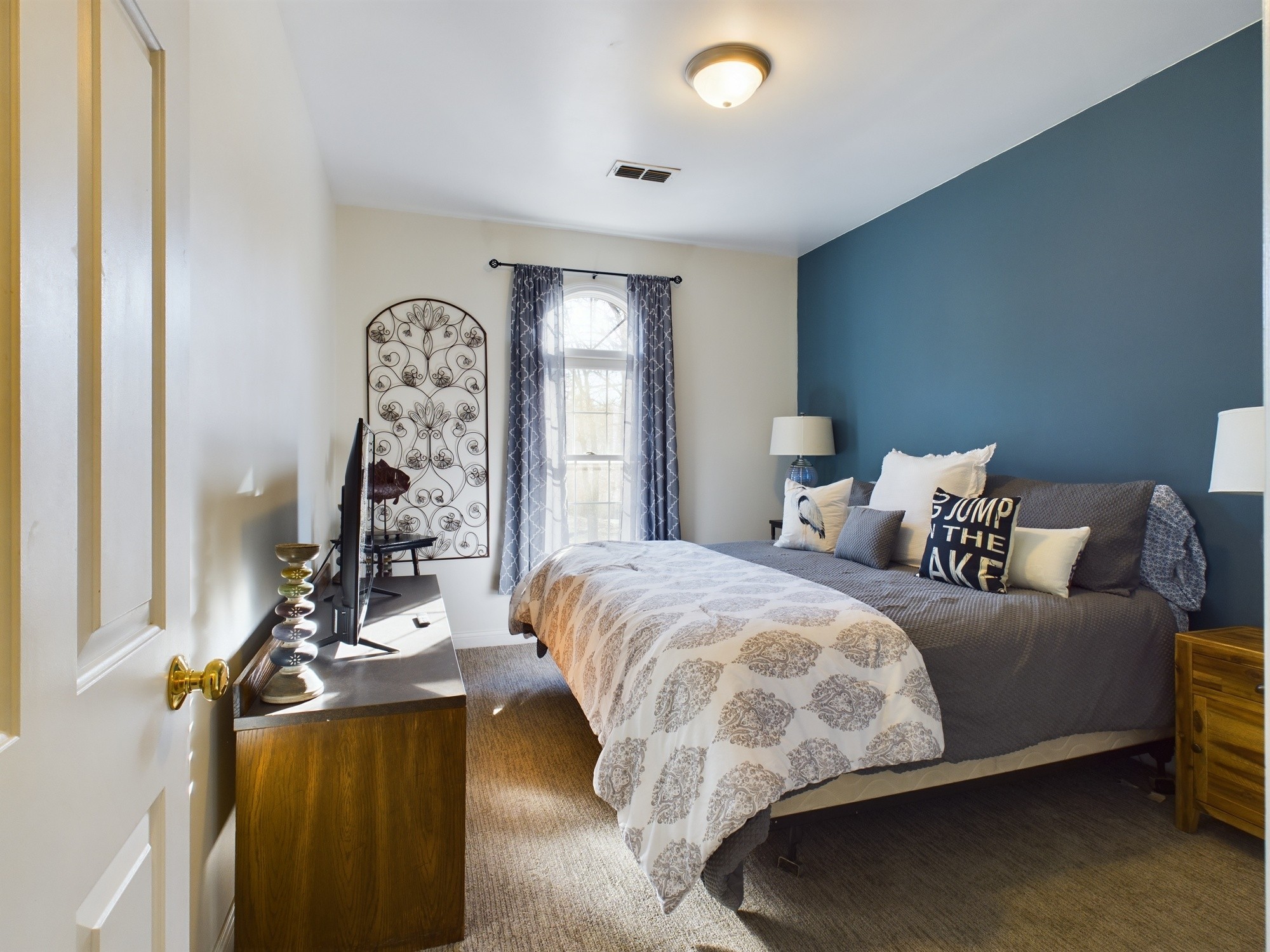 1024 Paradise Dr Unit: 4 E