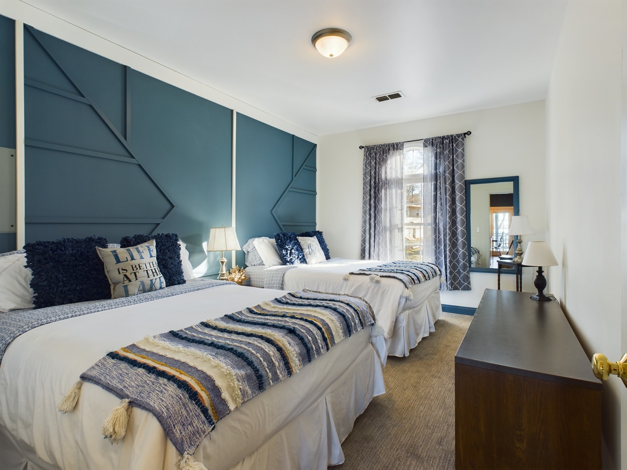 1024 Paradise Dr Unit: 4 E