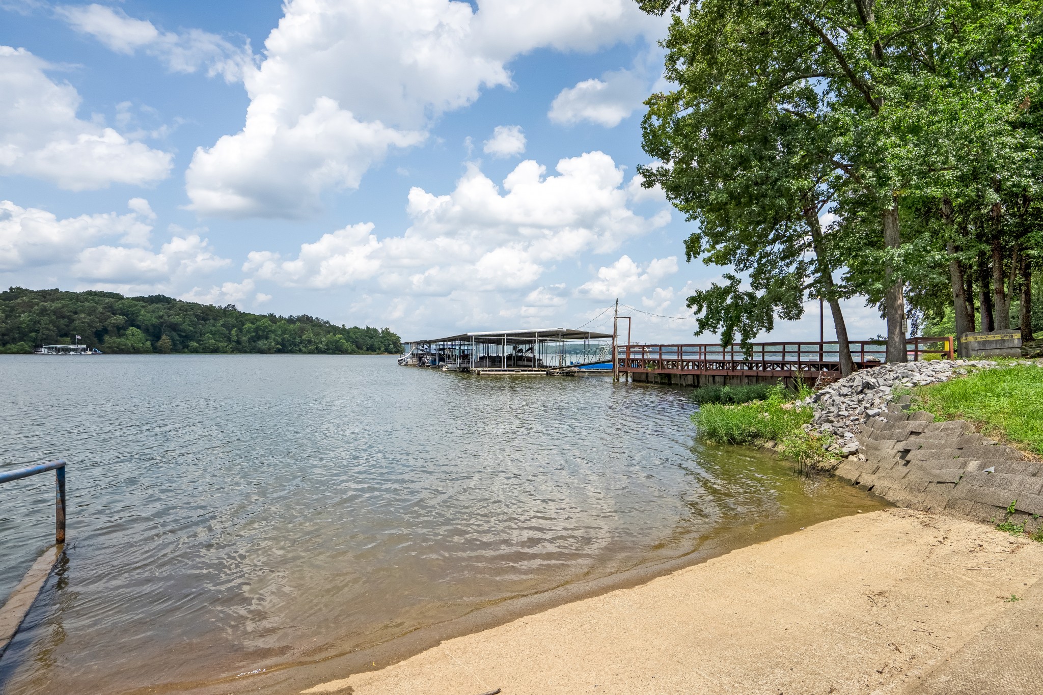 1024 Paradise Dr Unit: 4 E