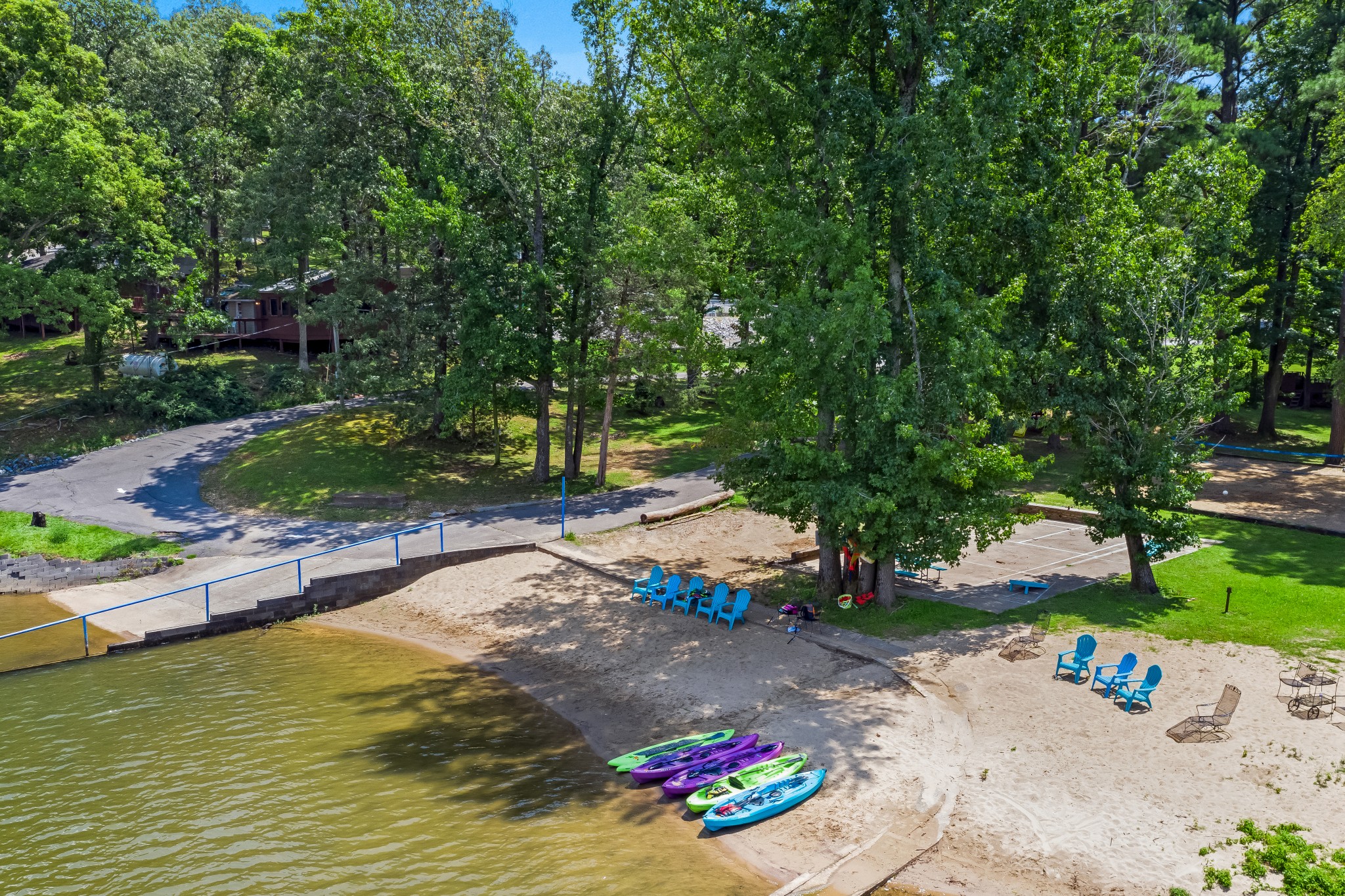 1024 Paradise Dr Unit: 4 E
