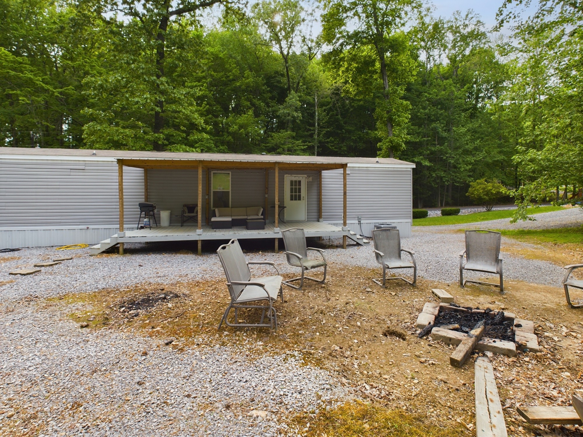116 Blue Bird Dr