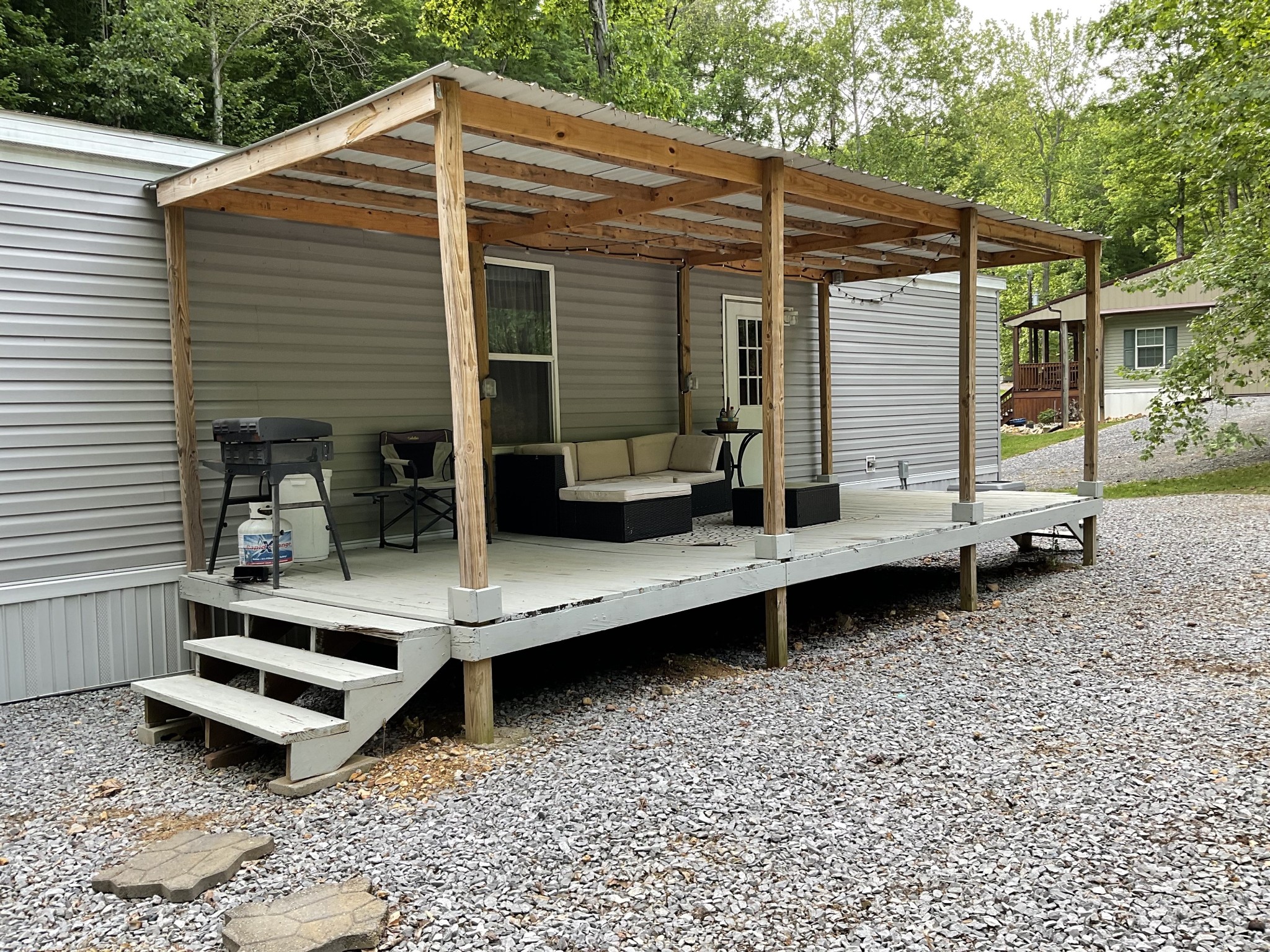 116 Blue Bird Dr