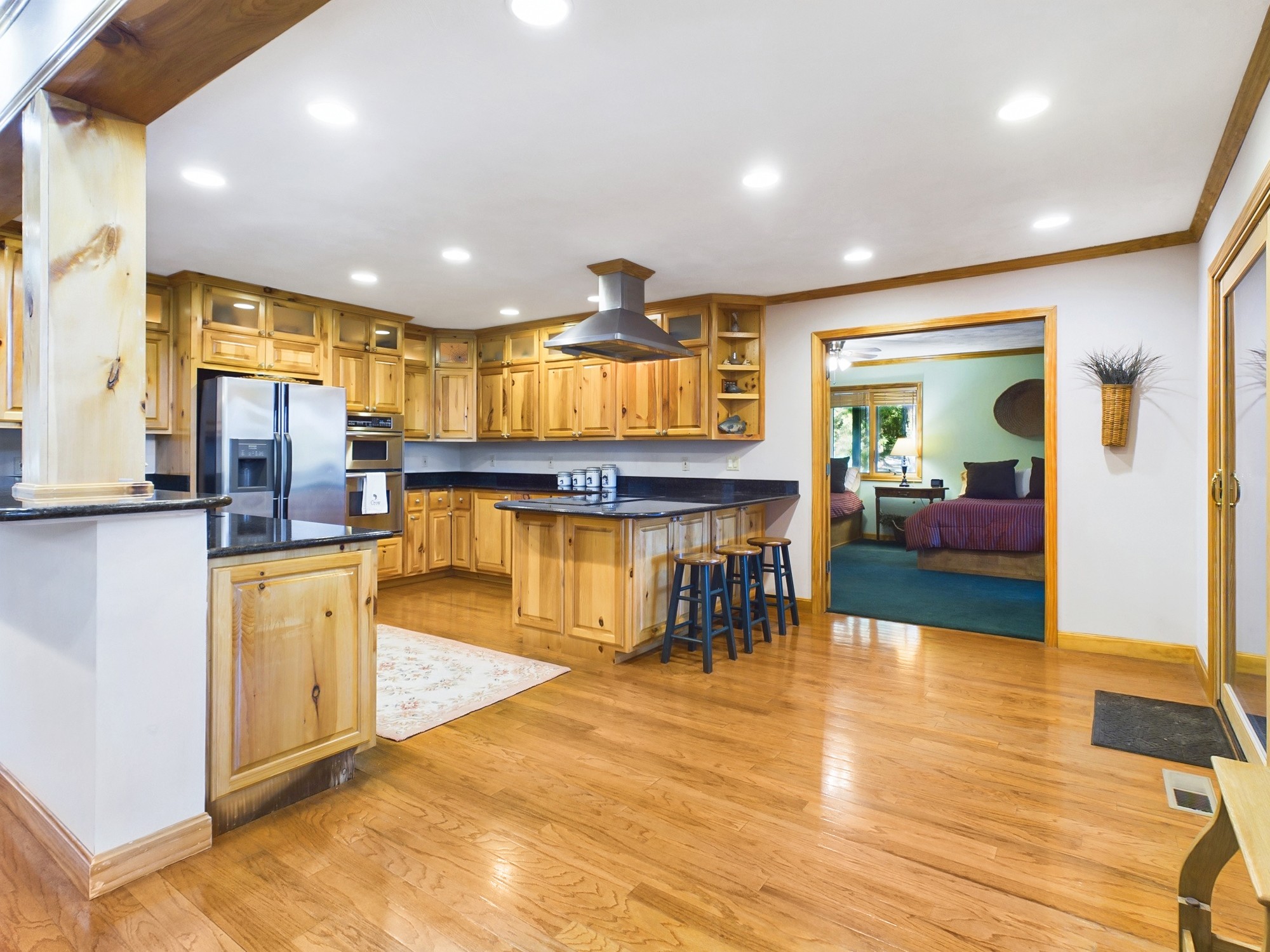 1621 Shoemaker Rd