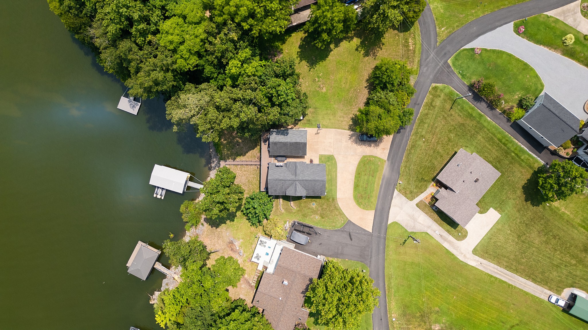 498 Skyline Dr