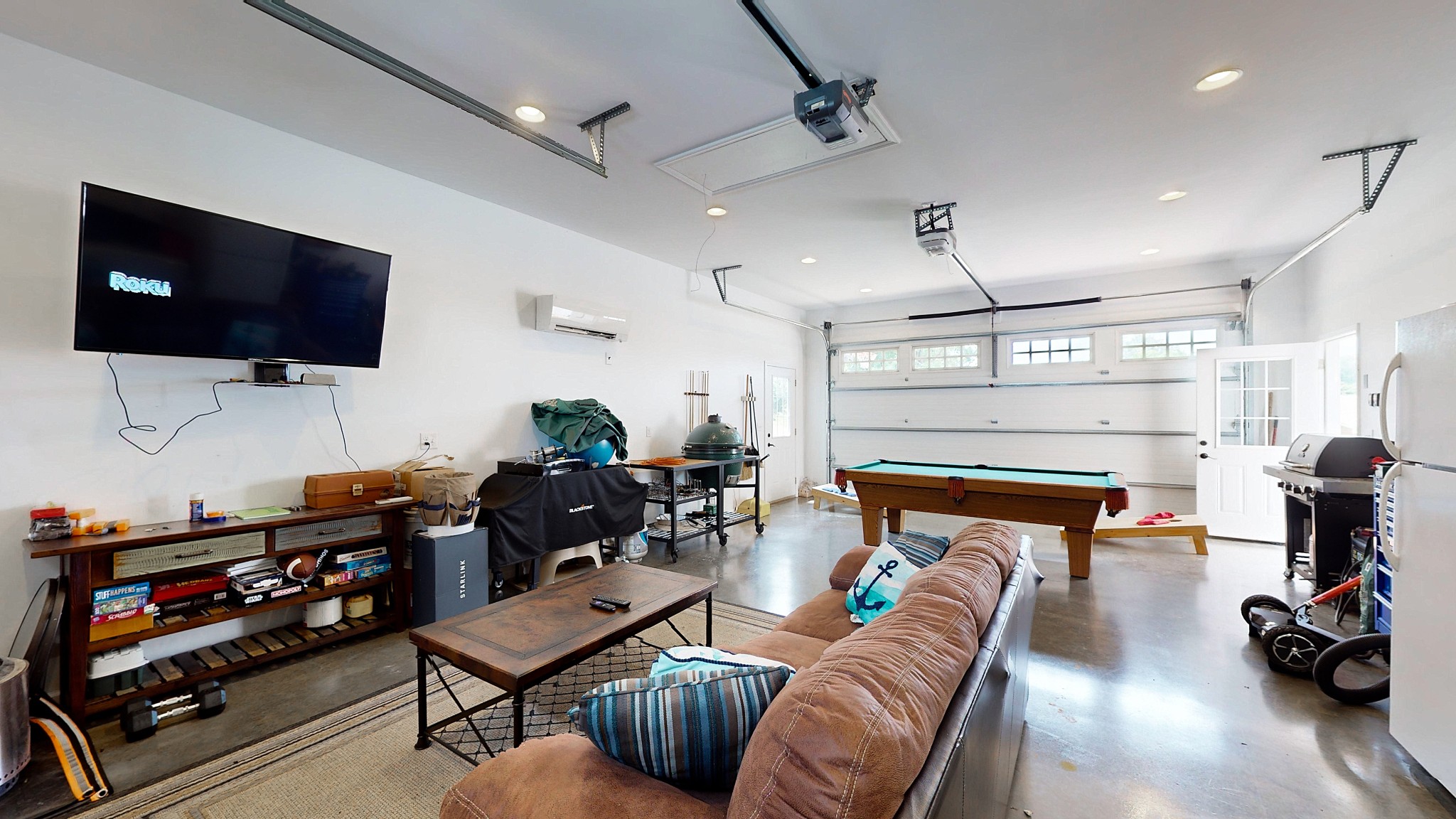 498 Skyline Dr