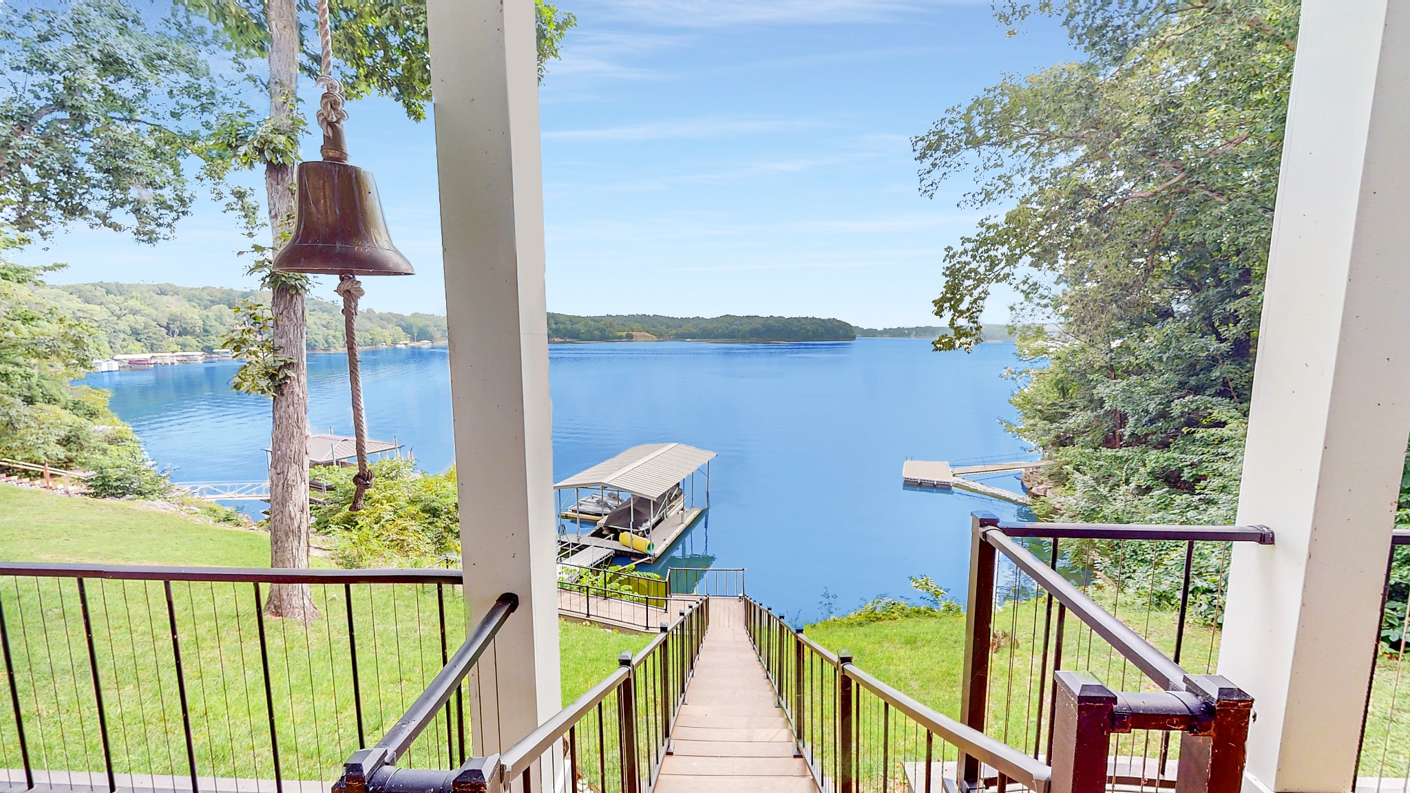 498 Skyline Dr