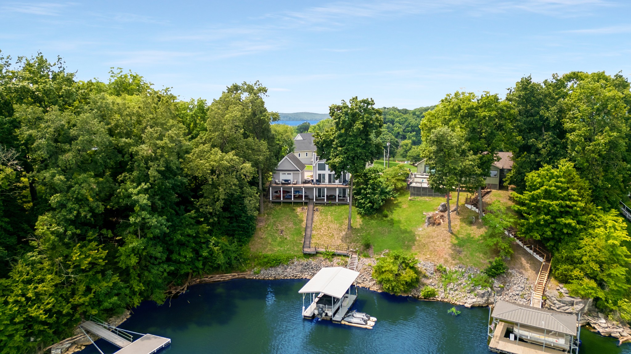 498 Skyline Dr