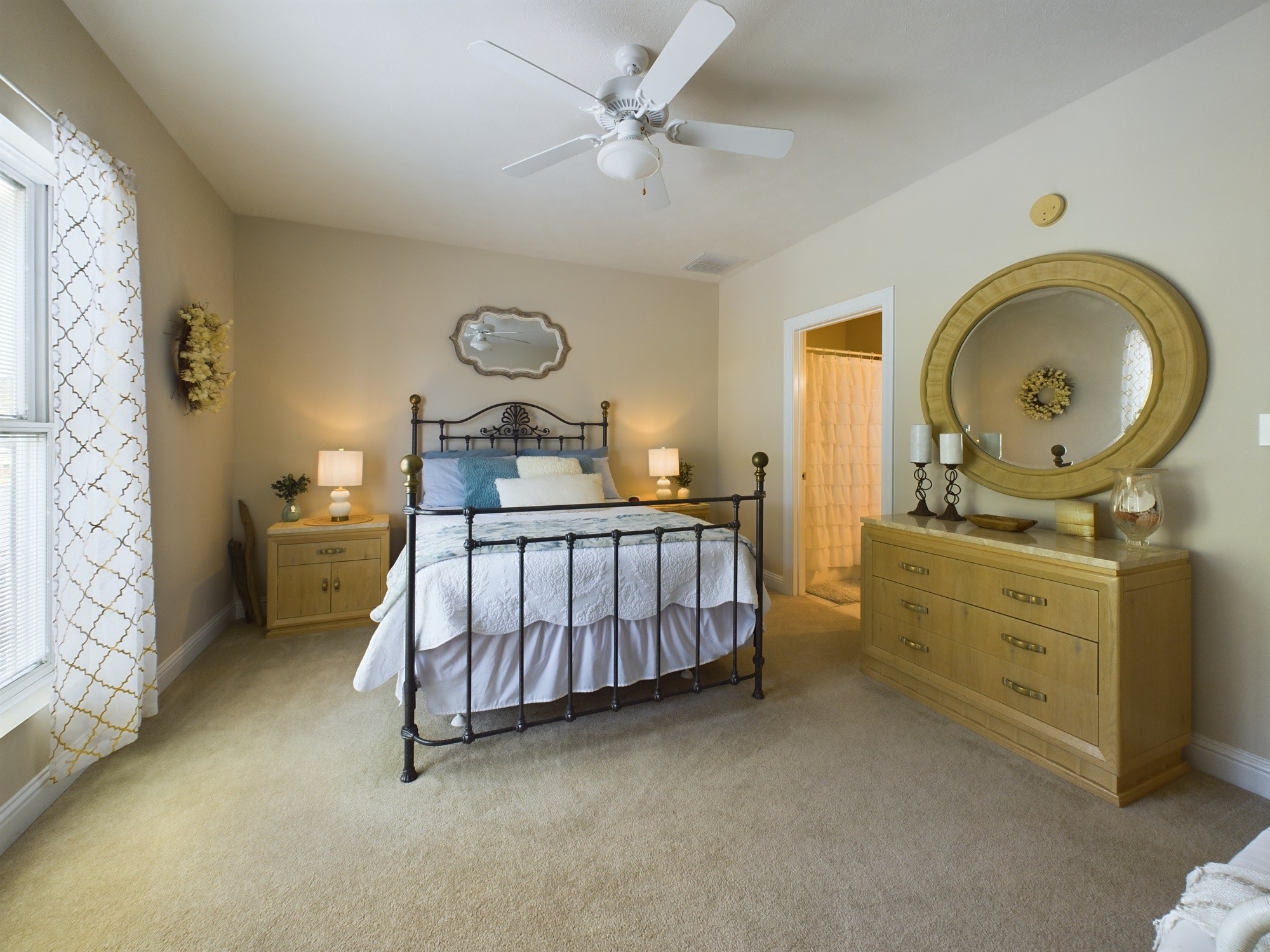 618 Moon Bay Dr Unit: 6