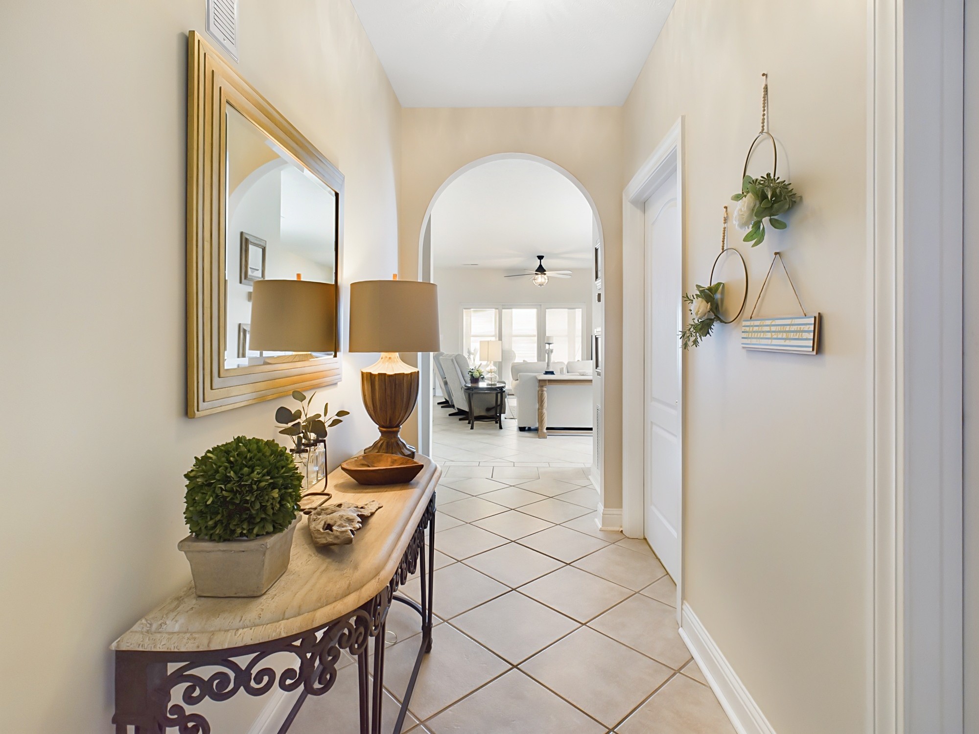 618 Moon Bay Dr Unit: 6