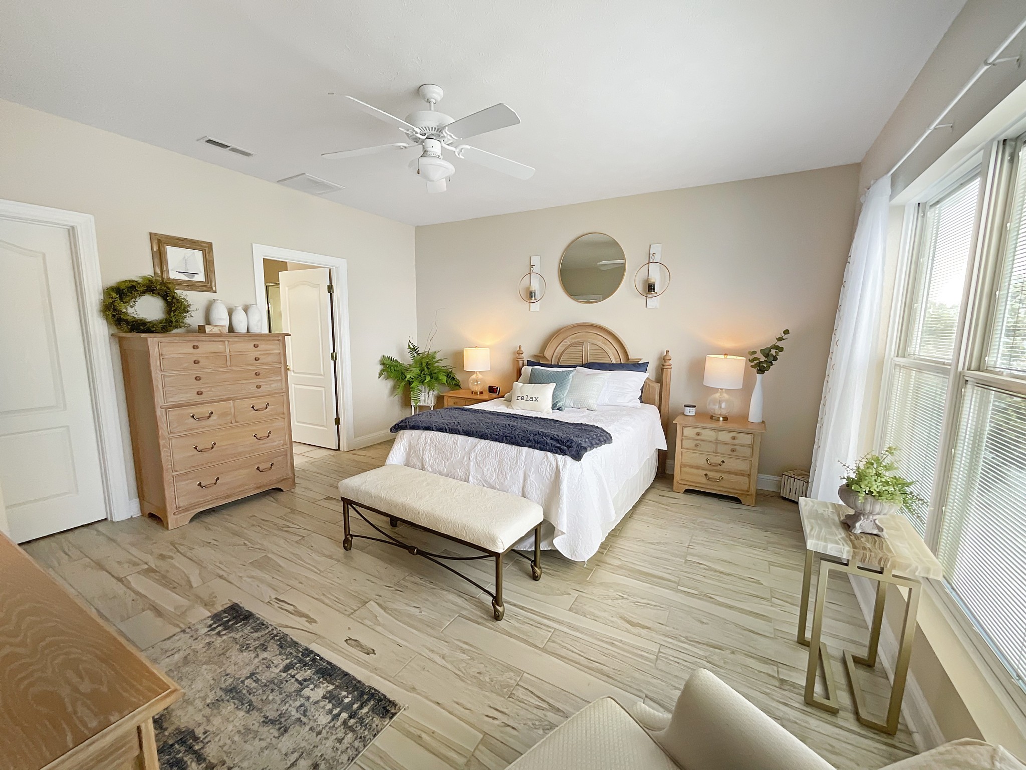 618 Moon Bay Dr Unit: 6