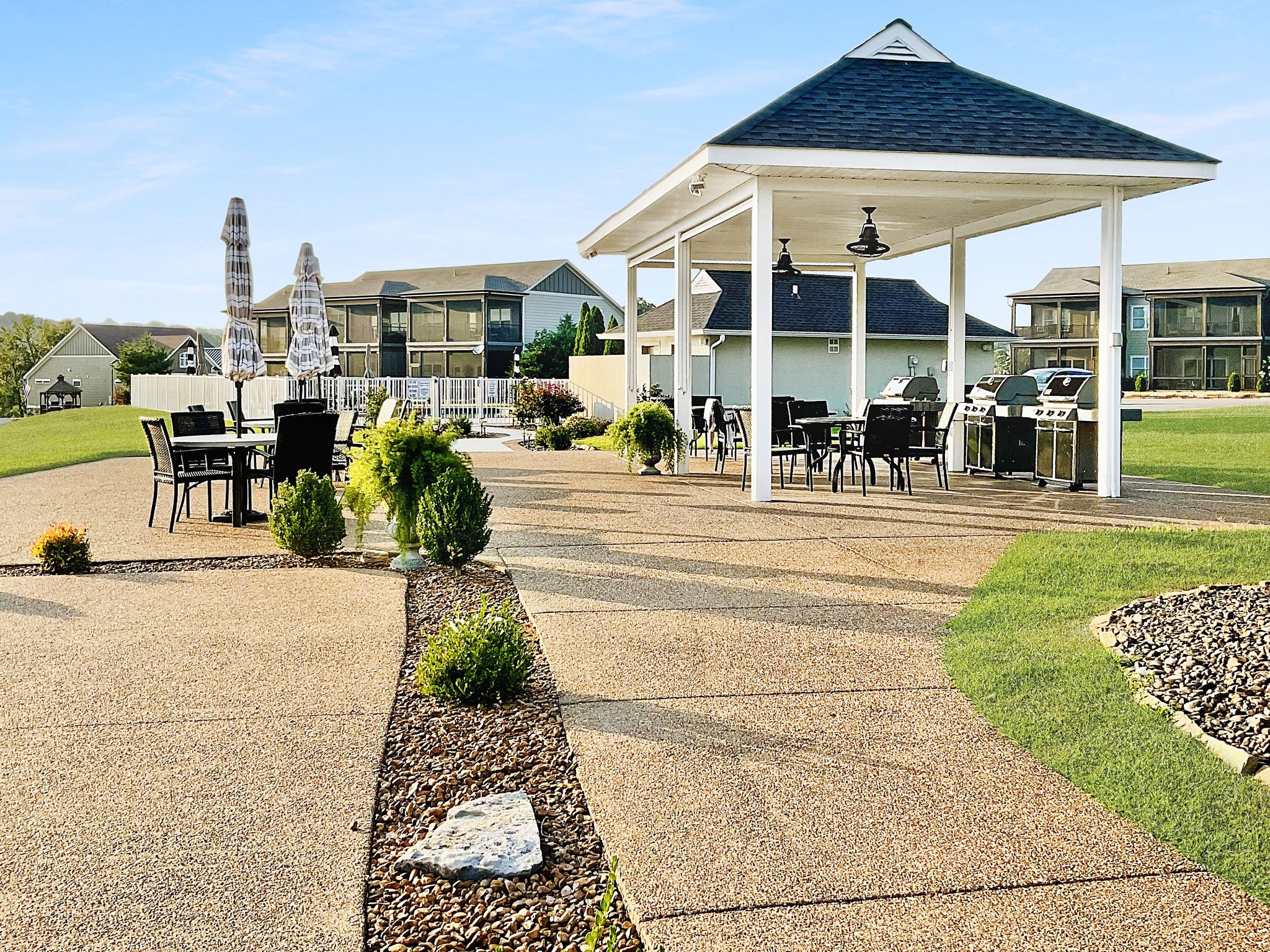 618 Moon Bay Dr Unit: 6