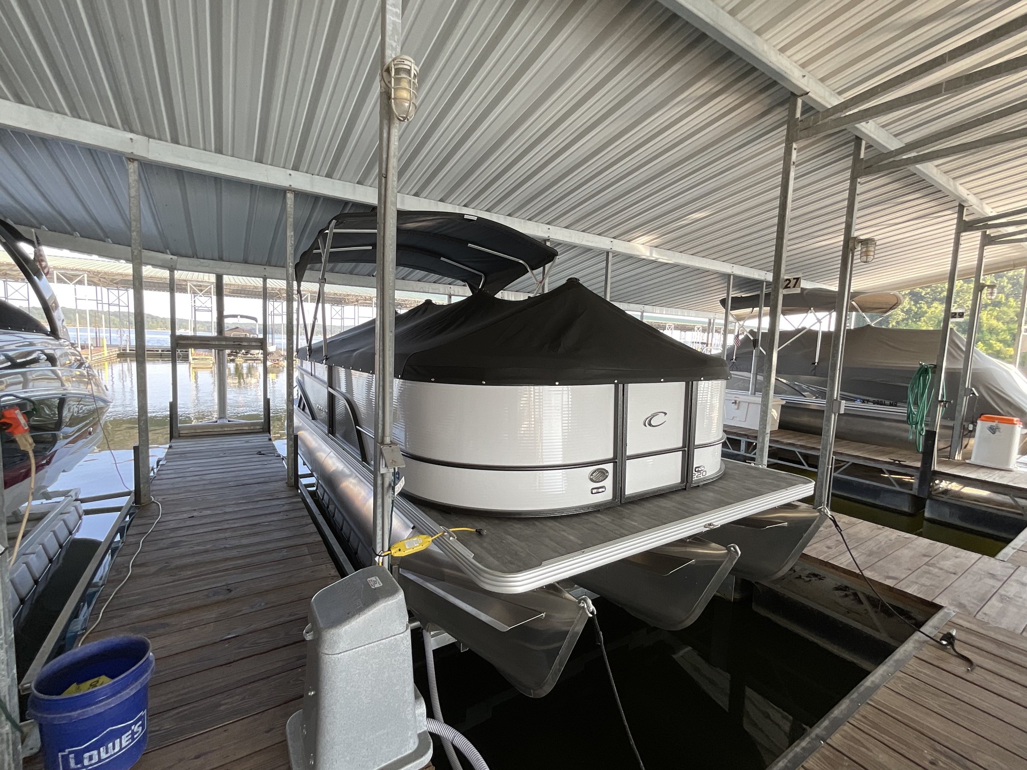 618 Moon Bay Dr Unit: 6