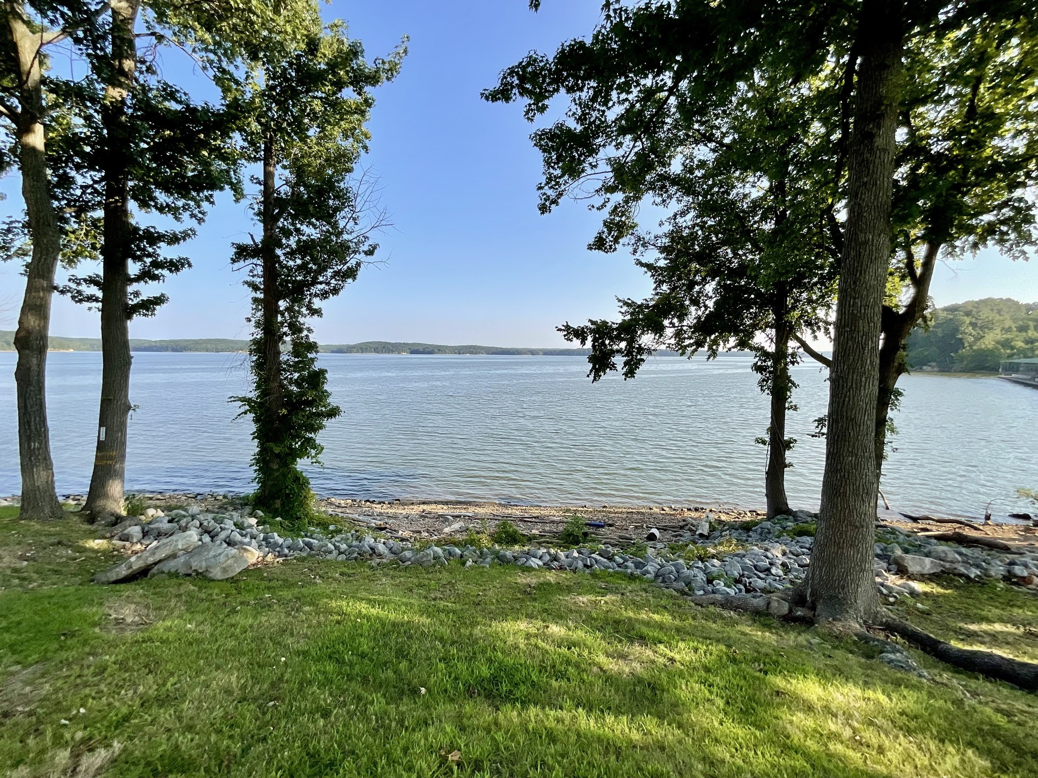 618 Moon Bay Dr Unit: 6