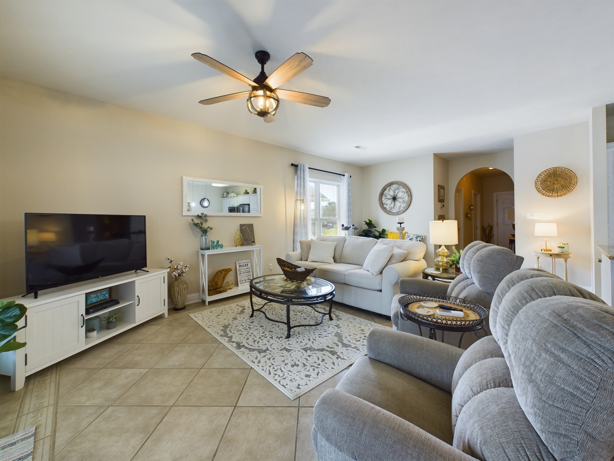 618 Moon Bay Dr Unit: 6