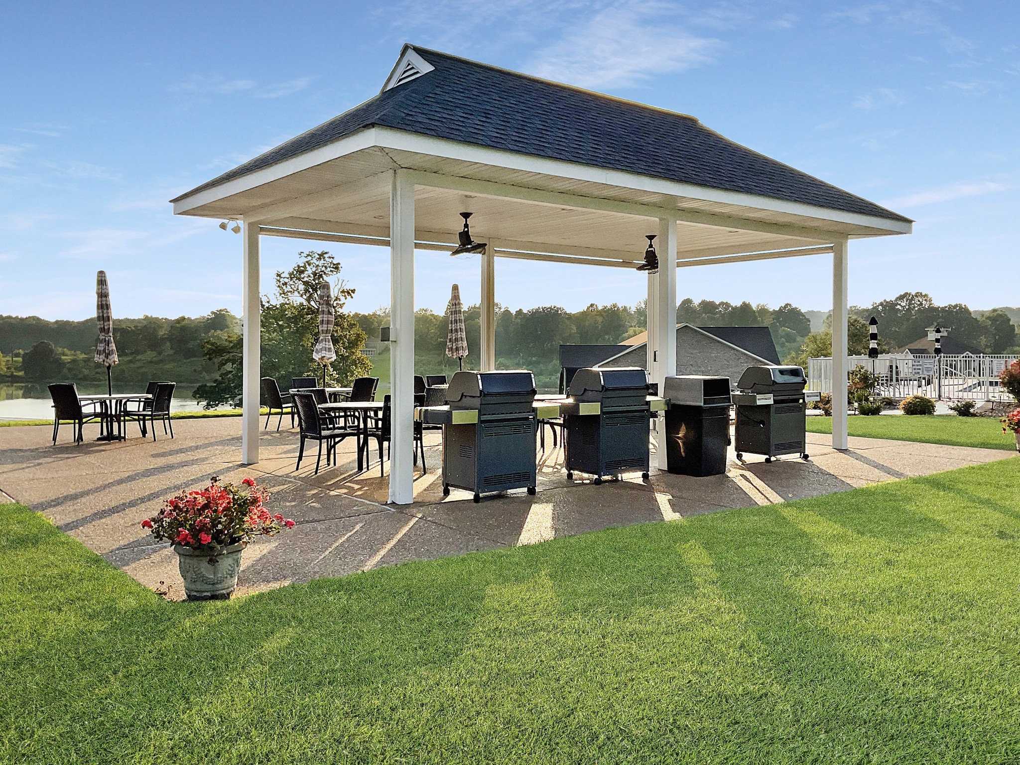 618 Moon Bay Dr Unit: 6