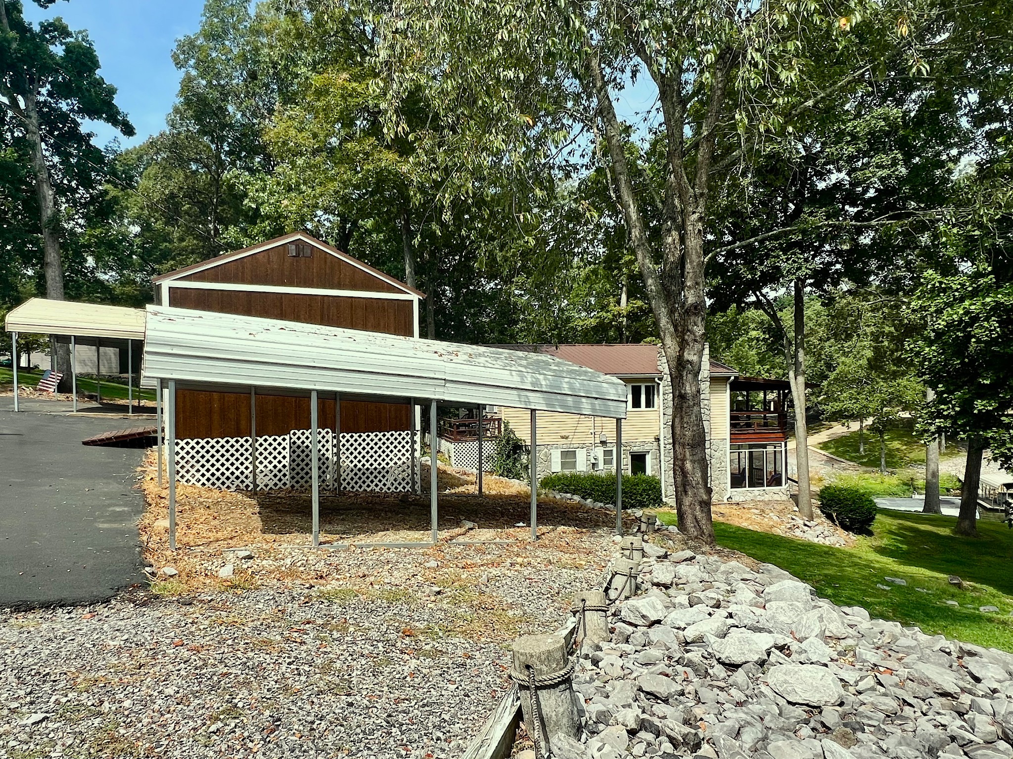 223 Castle Dr