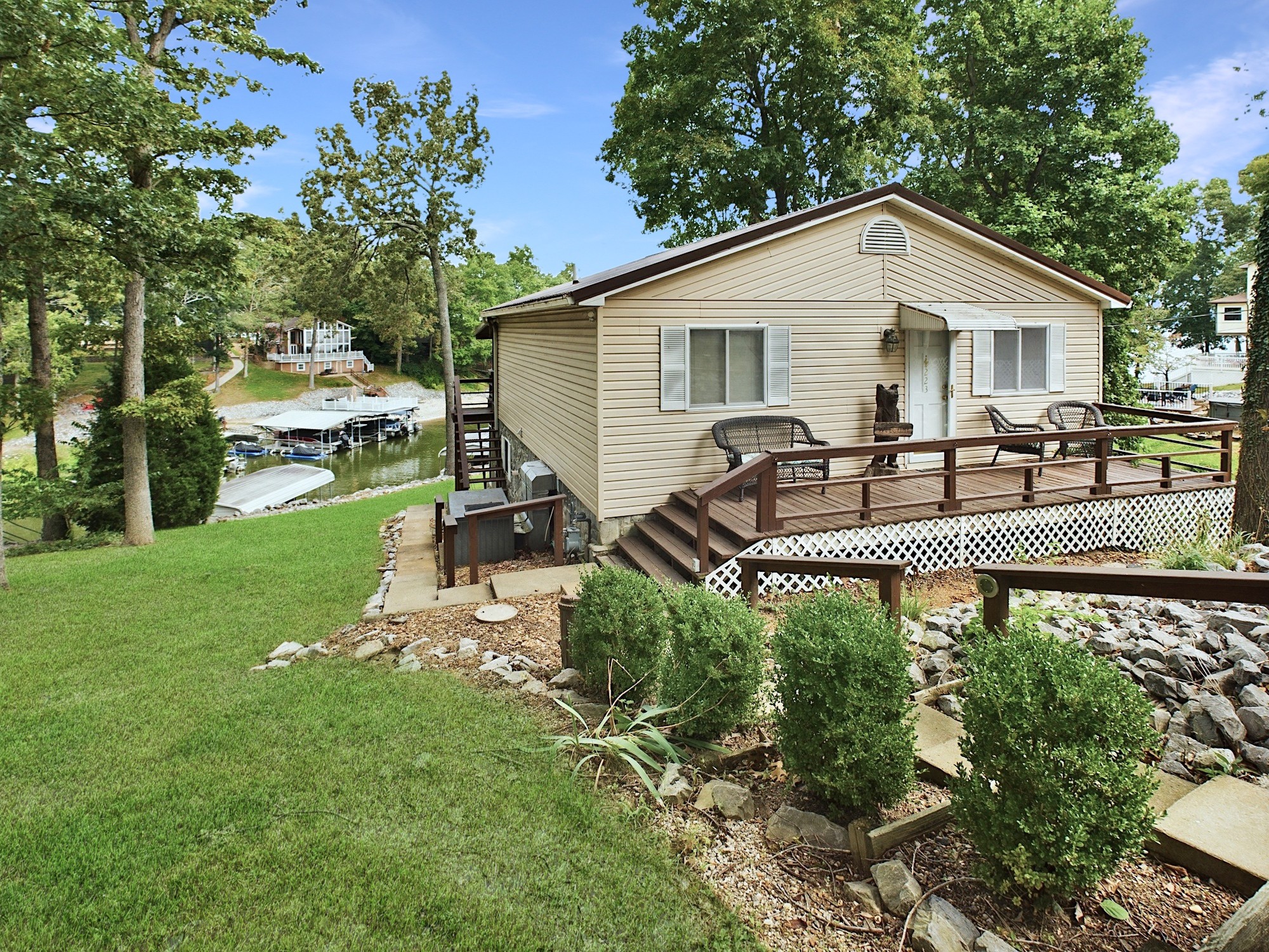223 Castle Dr