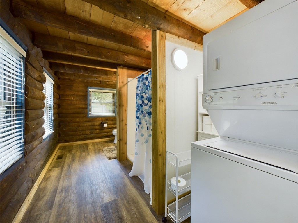 546 Blue Springs Blvd