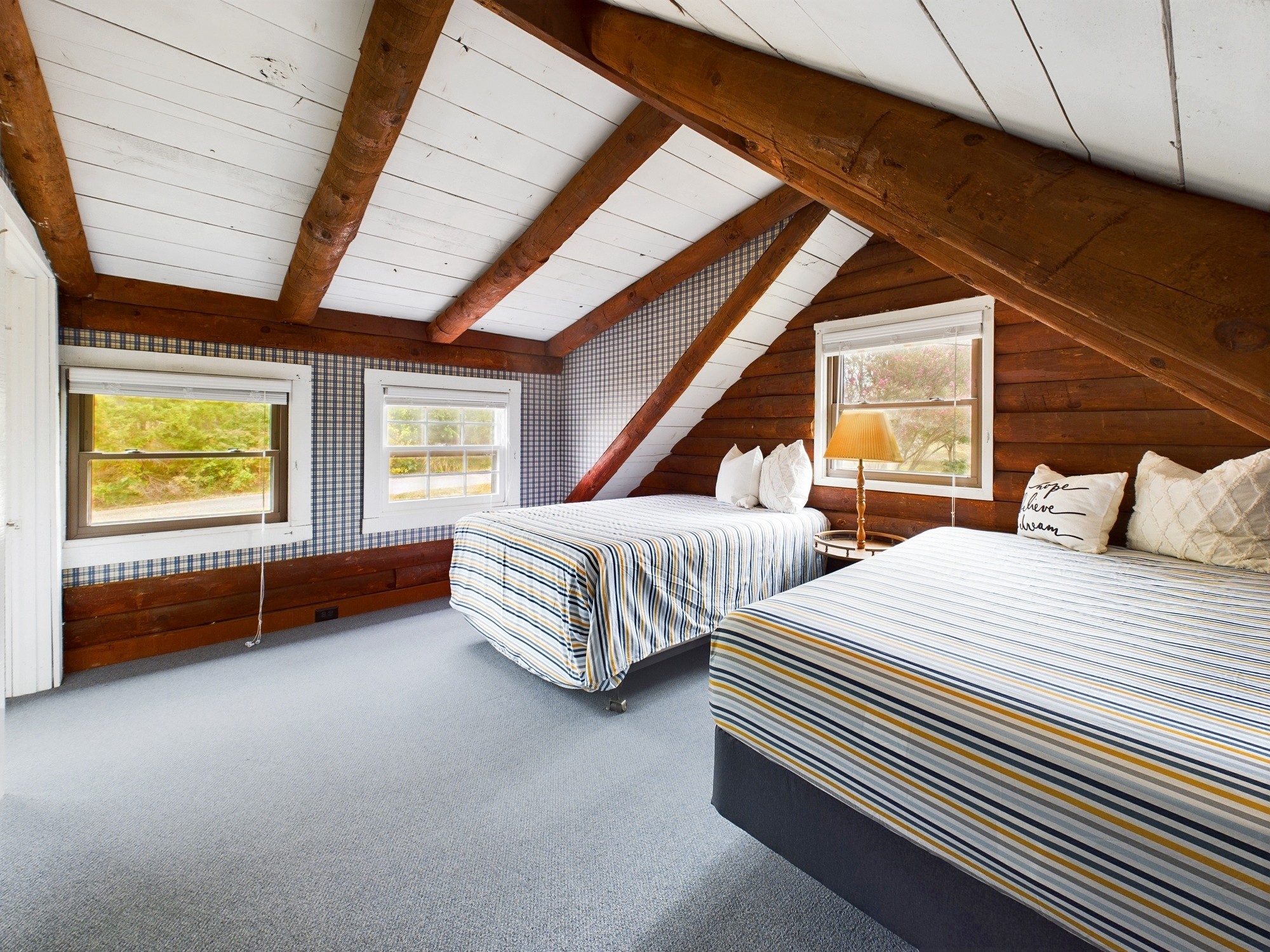 546 Blue Springs Blvd