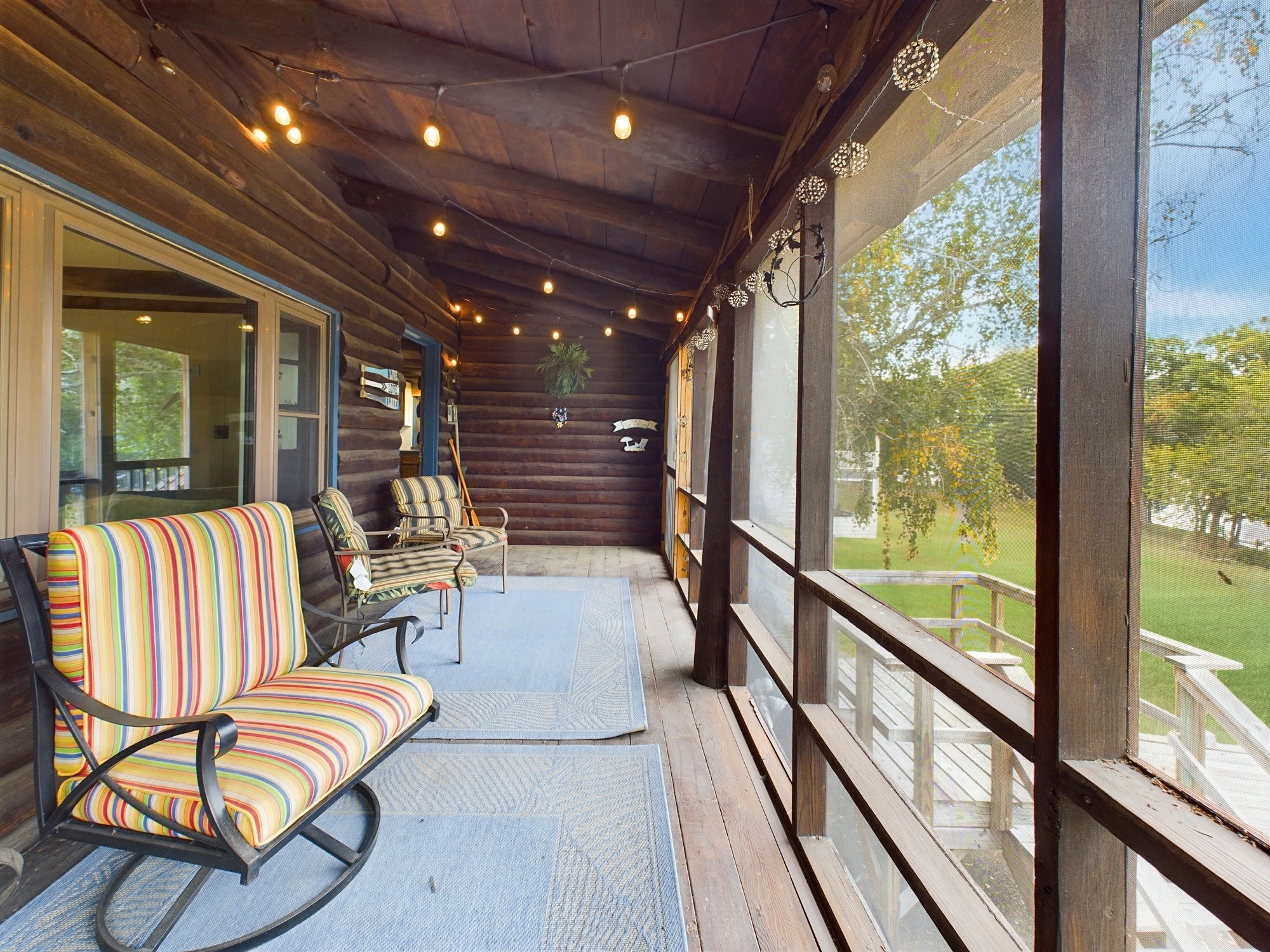 546 Blue Springs Blvd