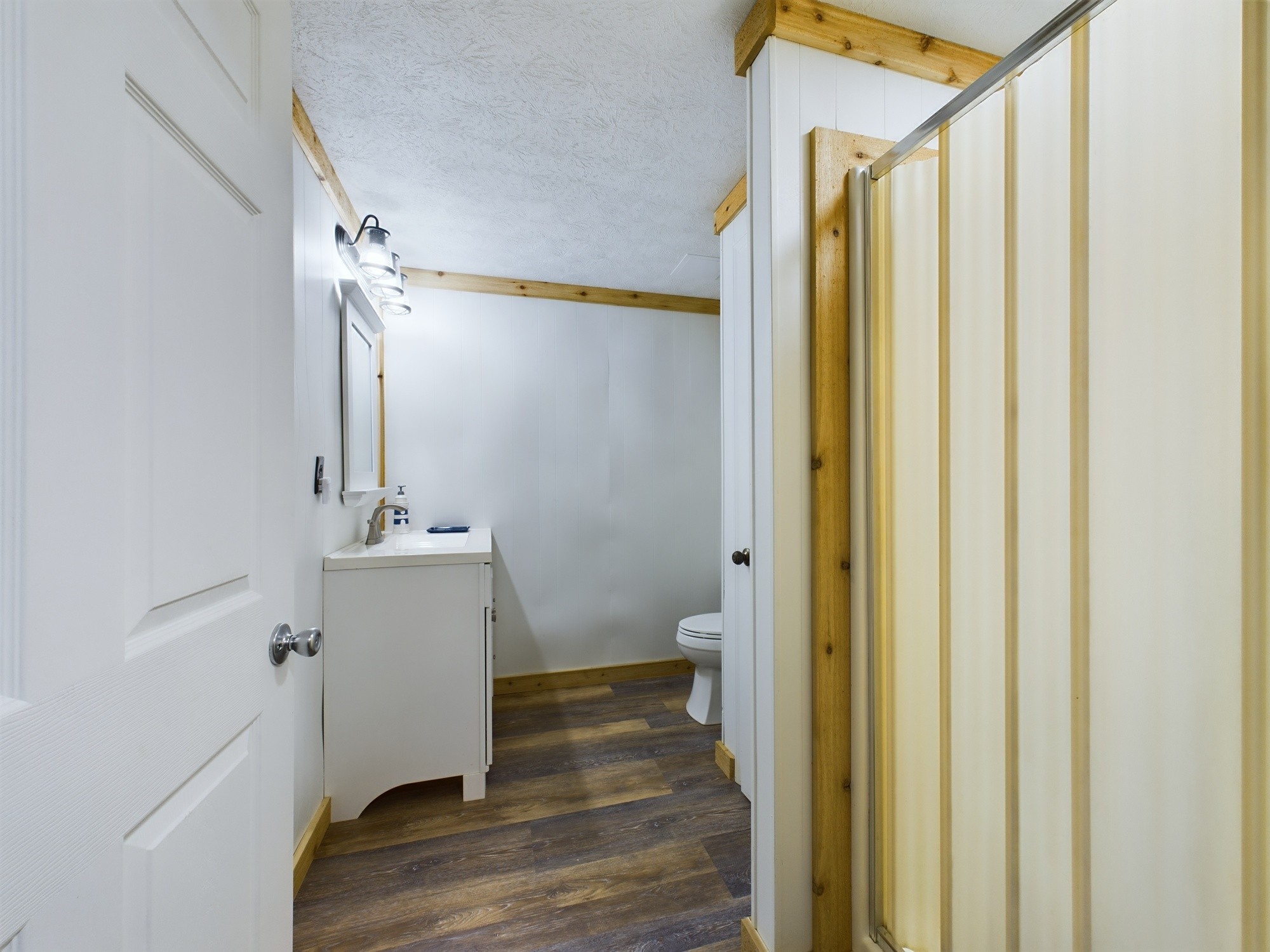 546 Blue Springs Blvd