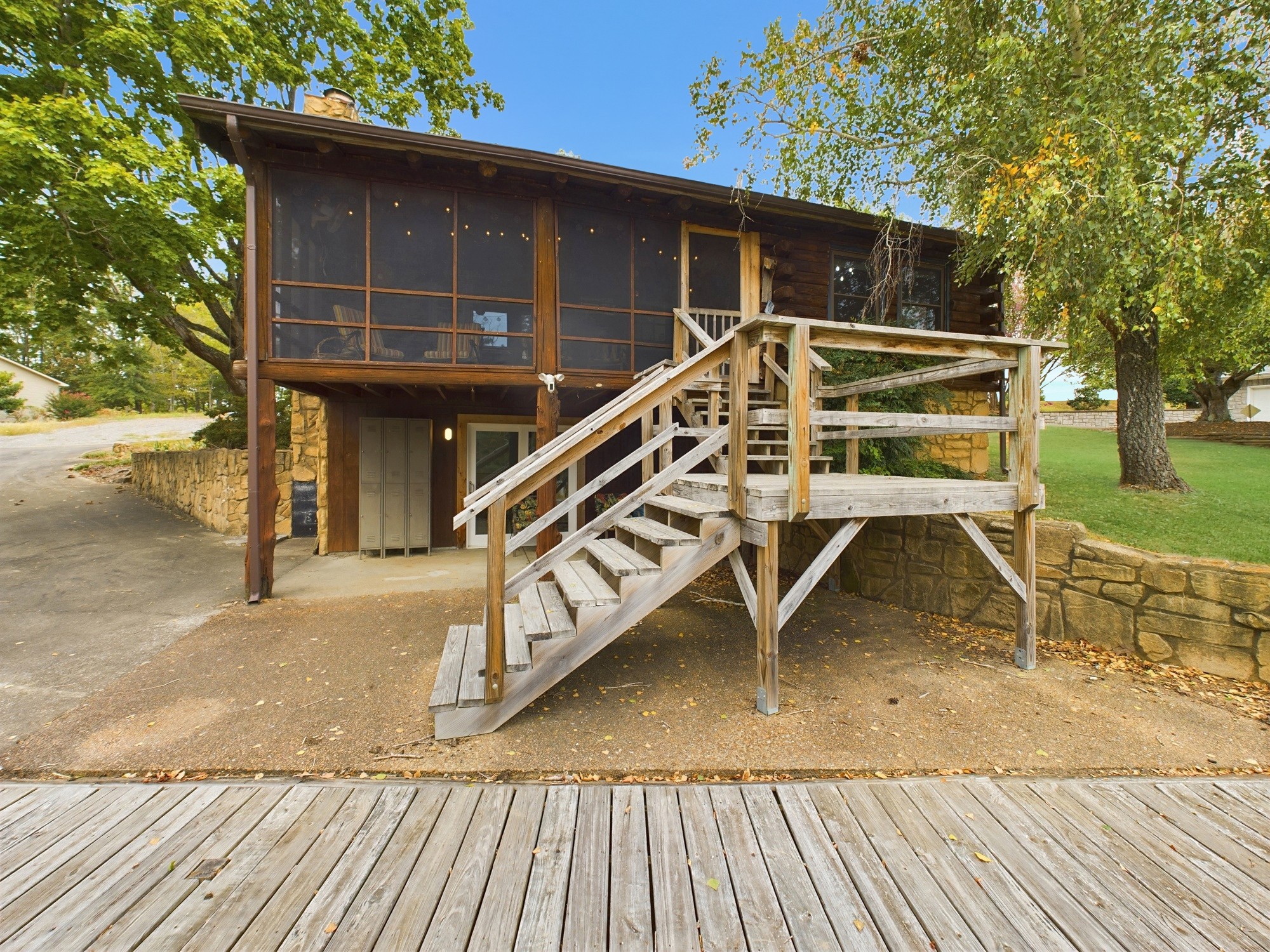 546 Blue Springs Blvd