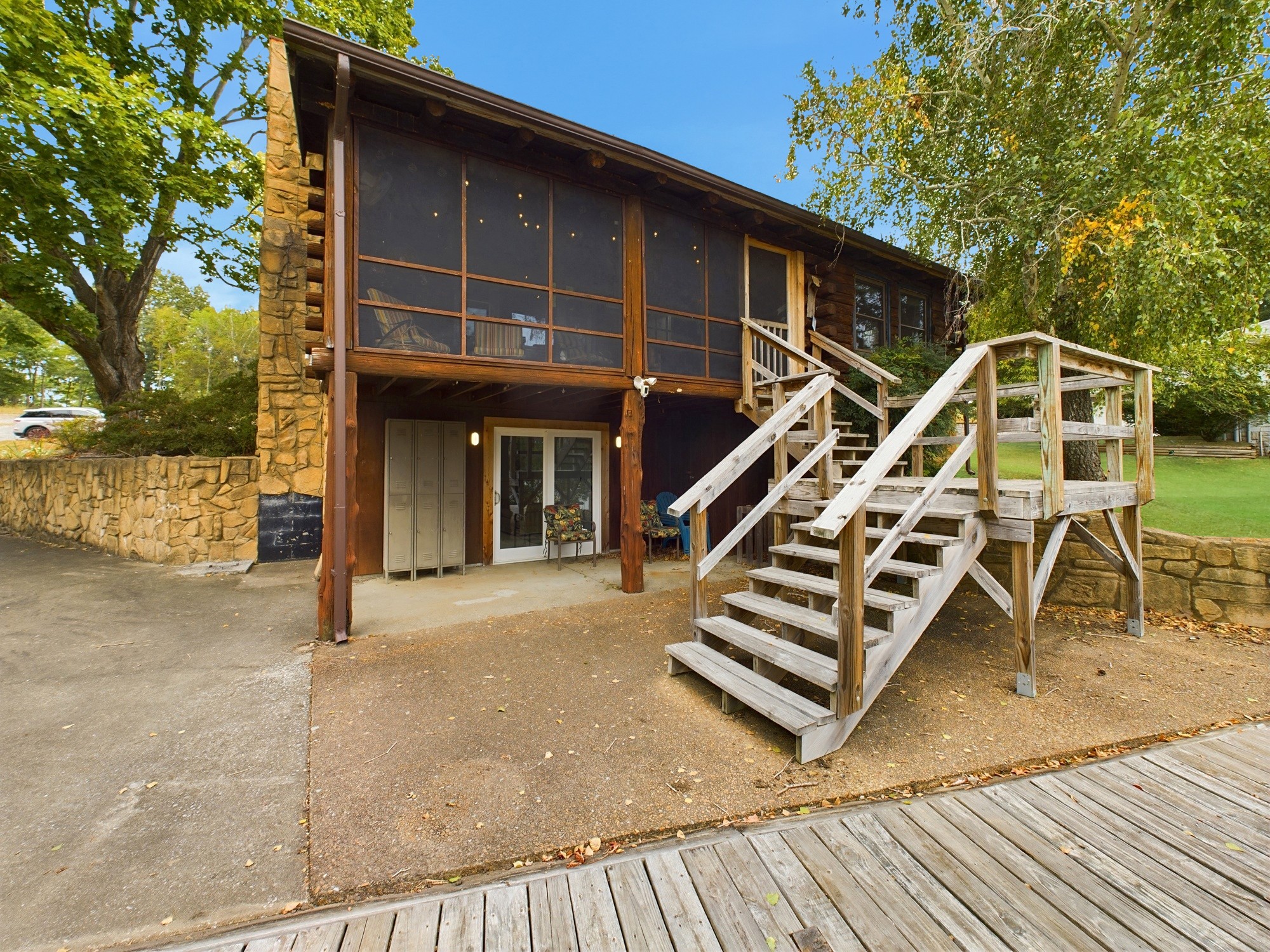 546 Blue Springs Blvd