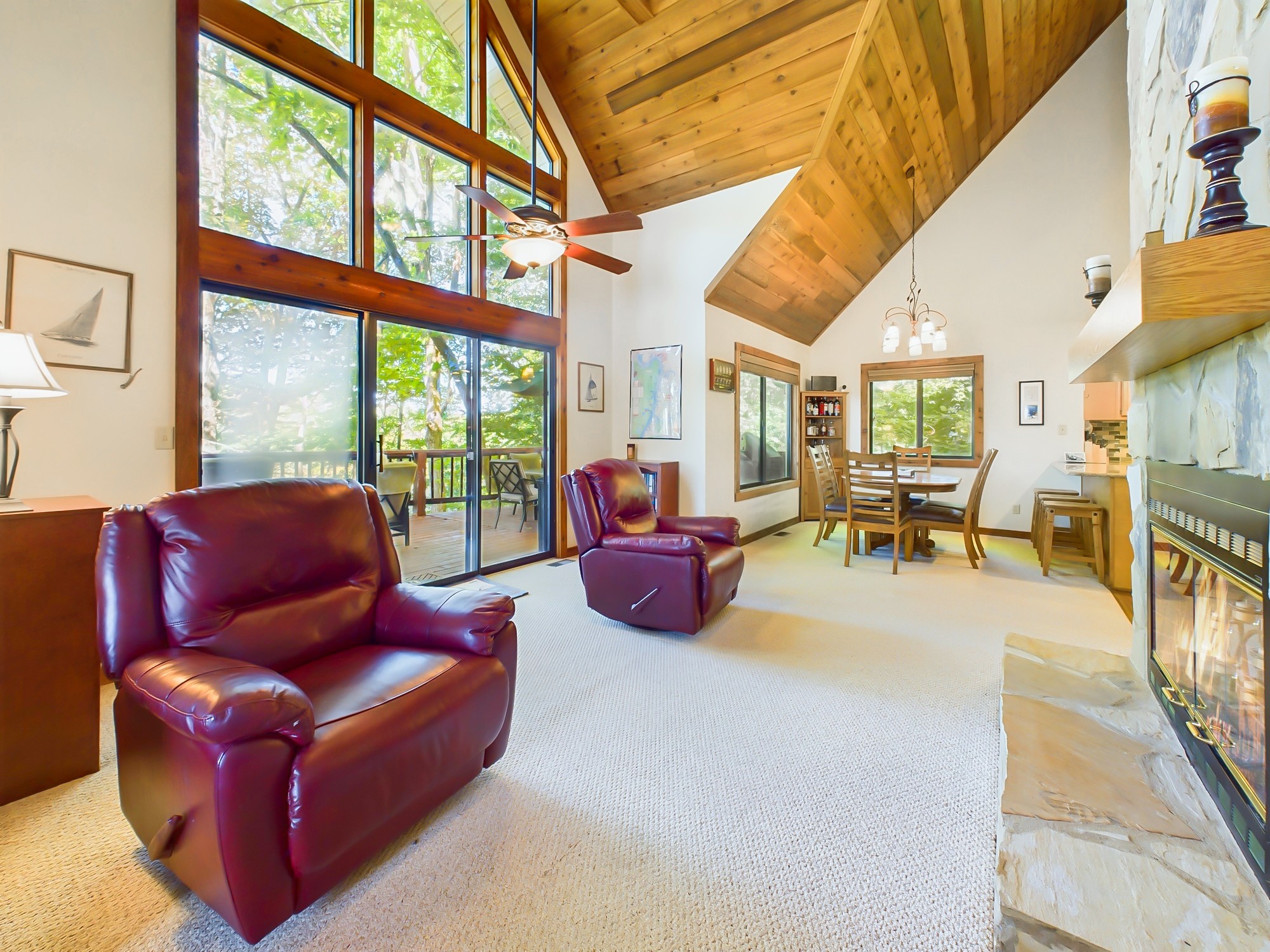 244 Arlington Ct