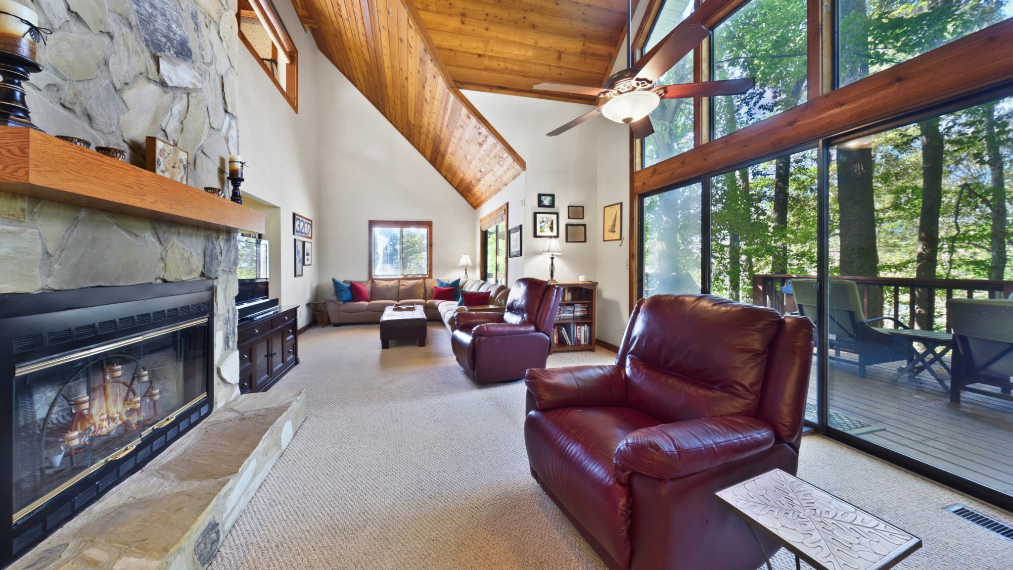 244 Arlington Ct
