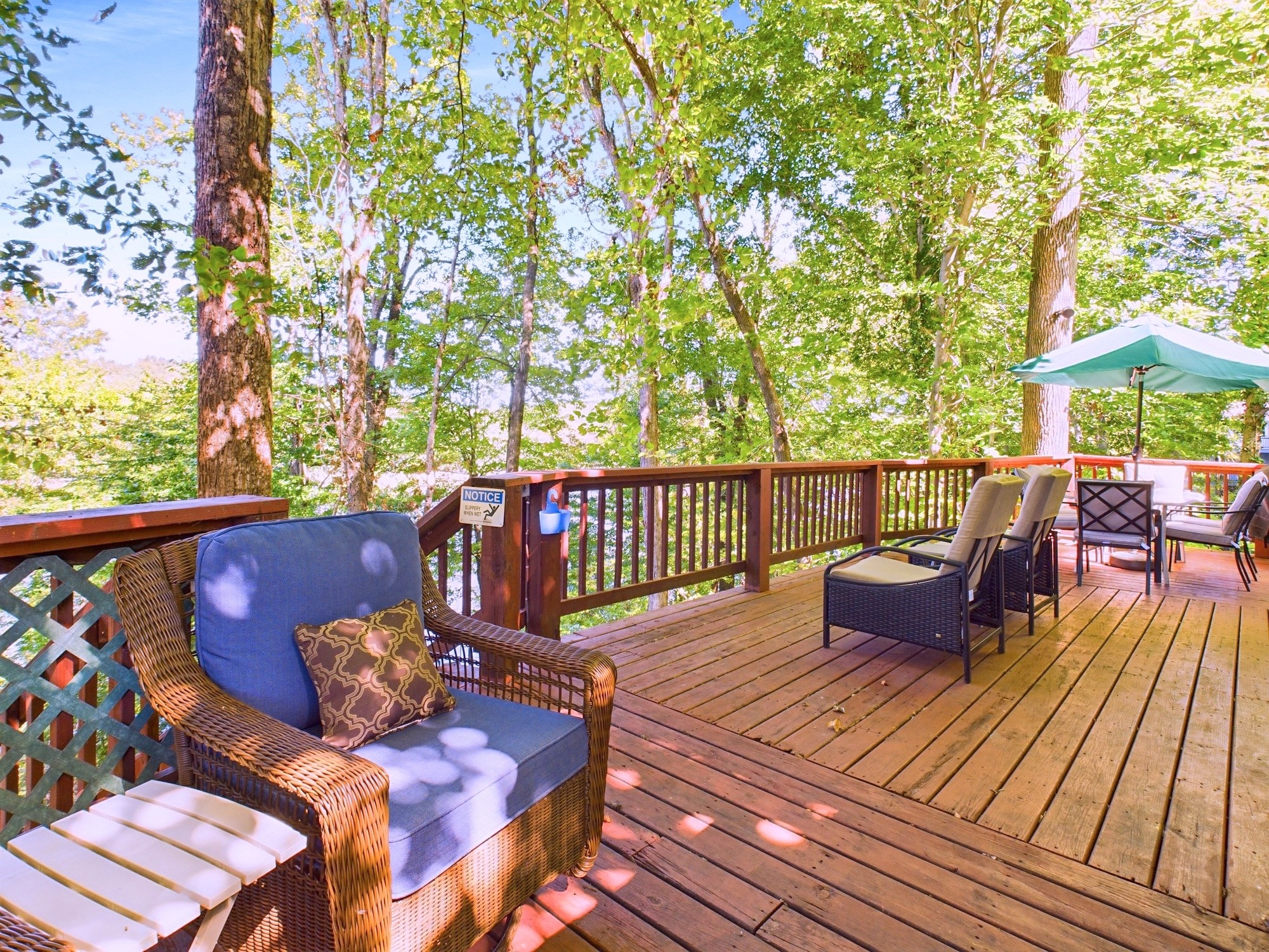 244 Arlington Ct