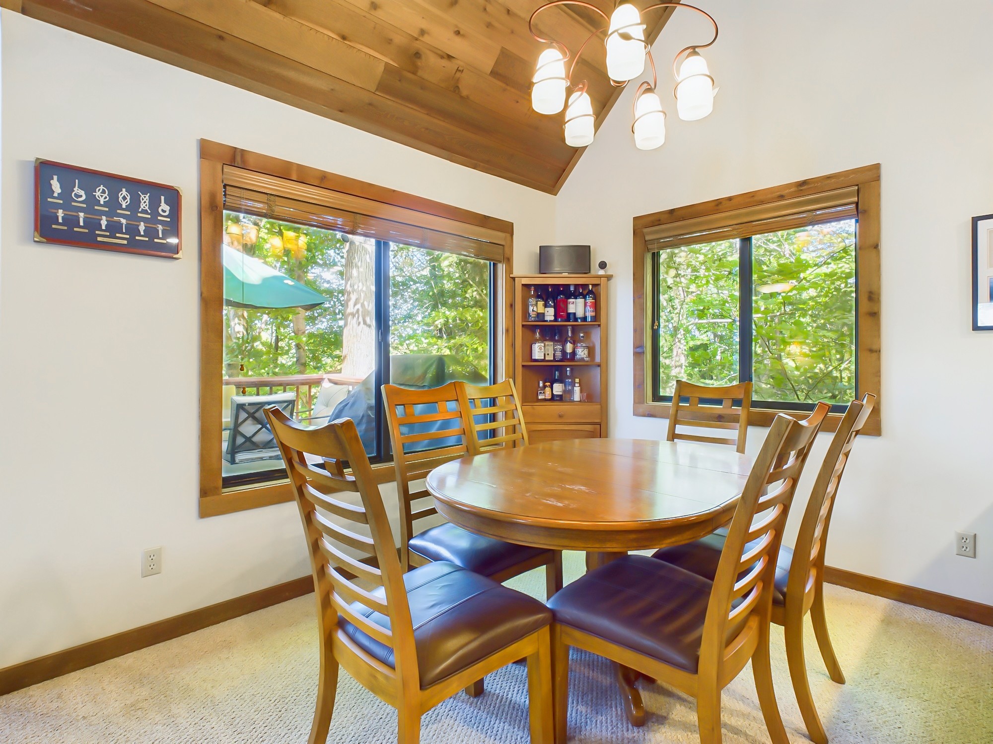 244 Arlington Ct