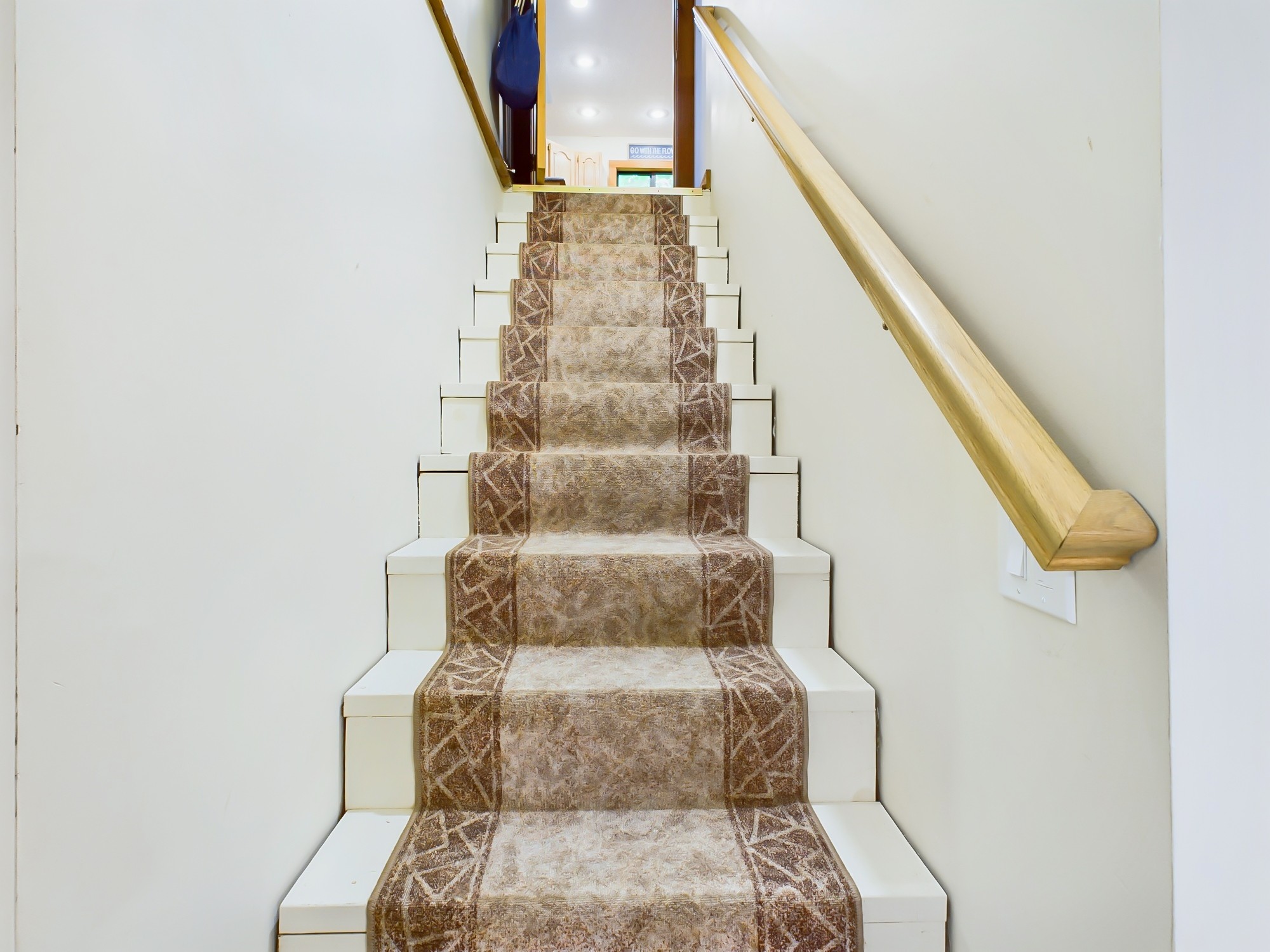 244 Arlington Ct