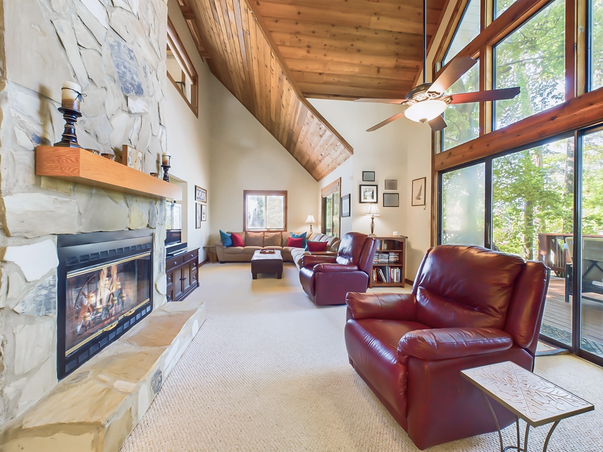 244 Arlington Ct