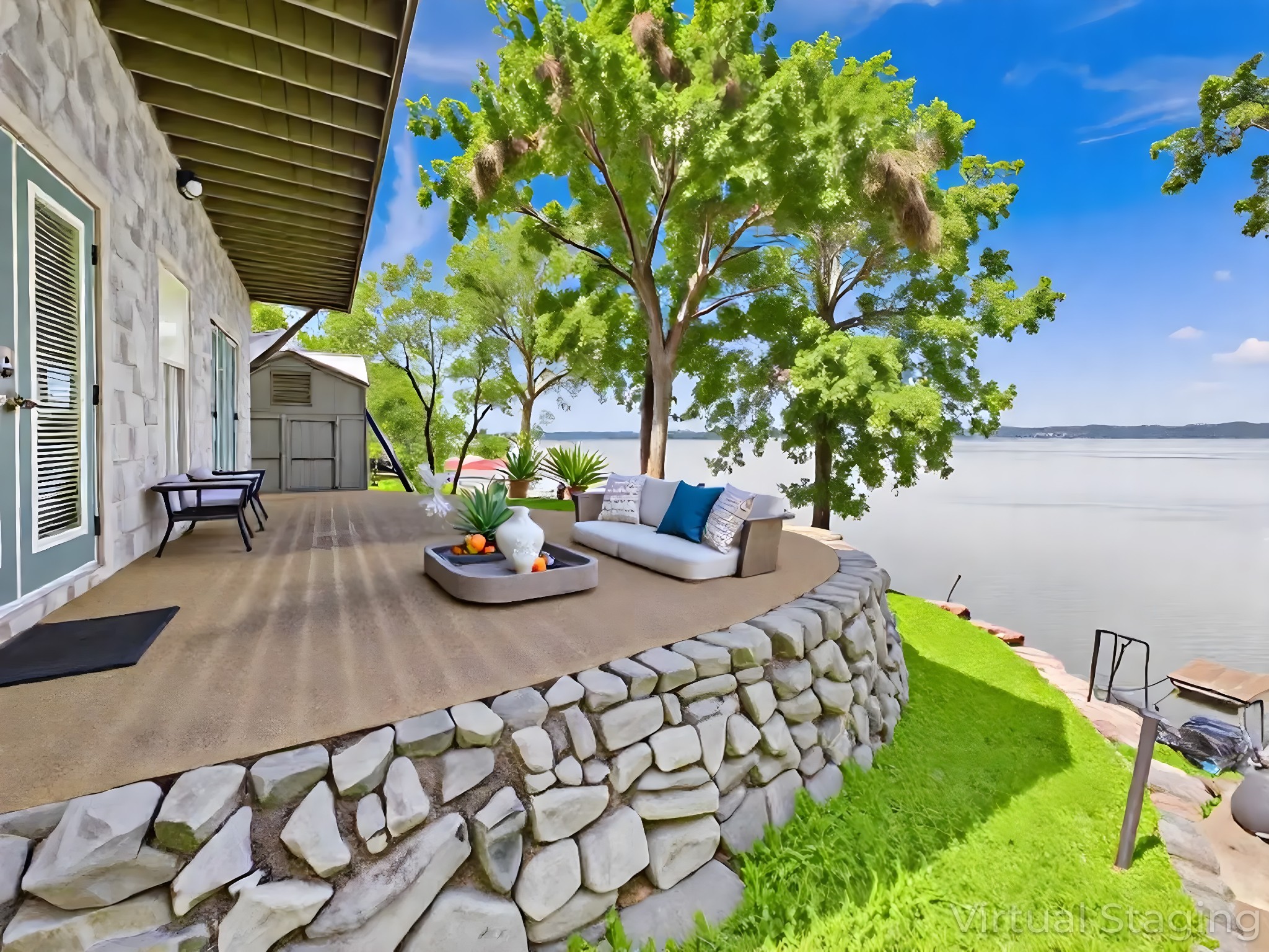62 Lakeshore Dr