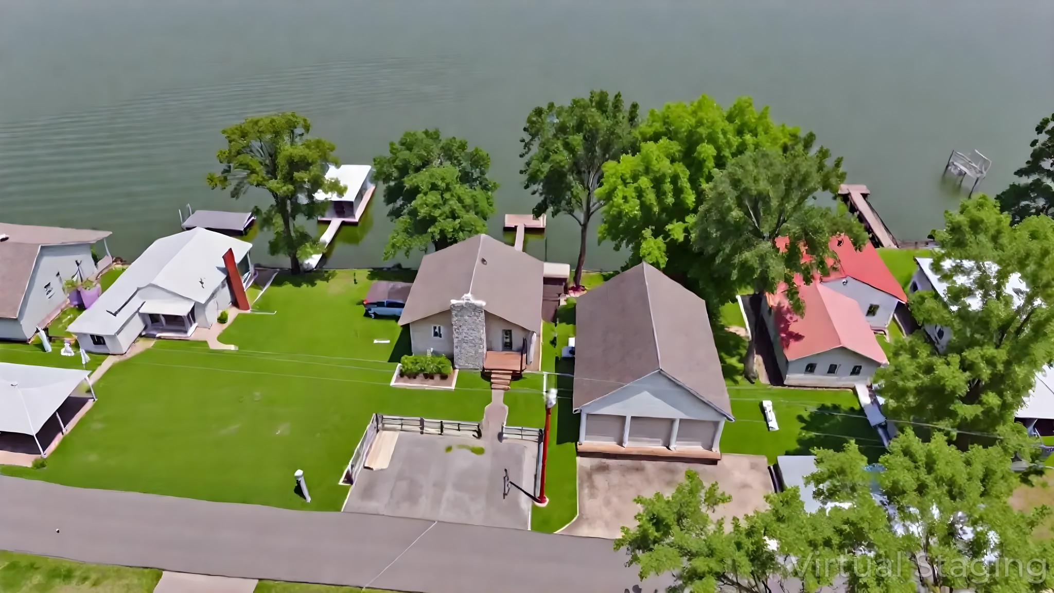 62 Lakeshore Dr
