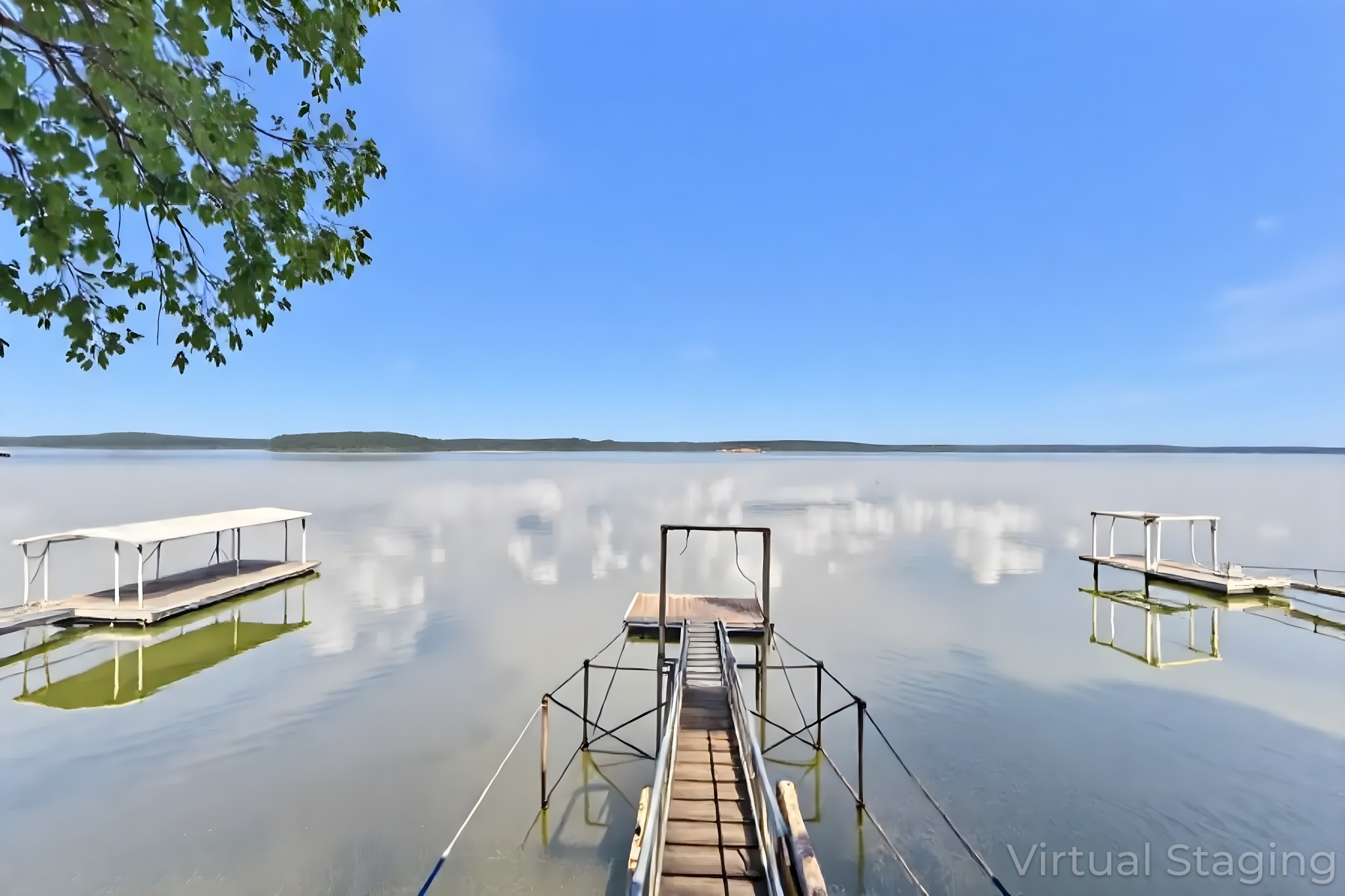 62 Lakeshore Dr