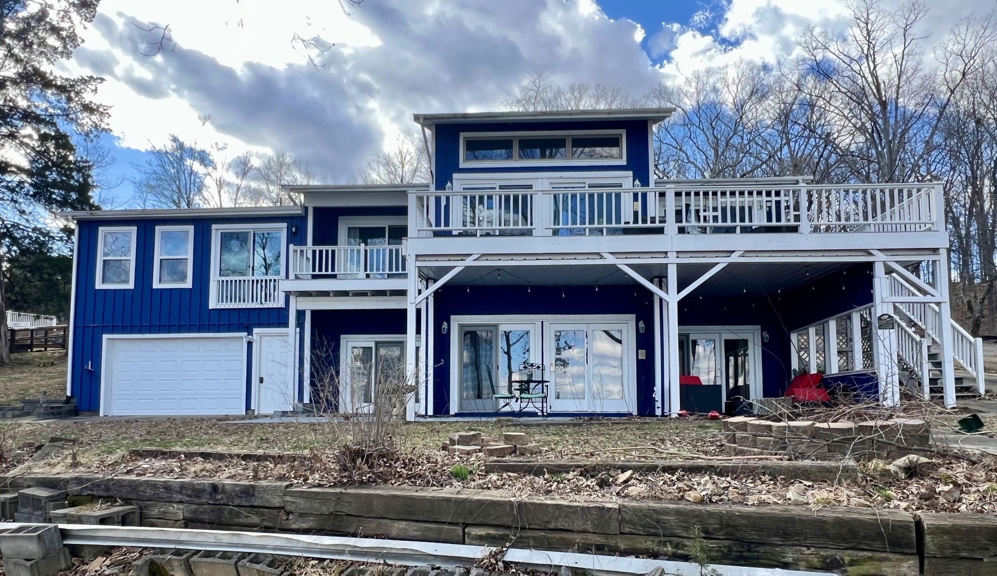 532 Waterway Trl
