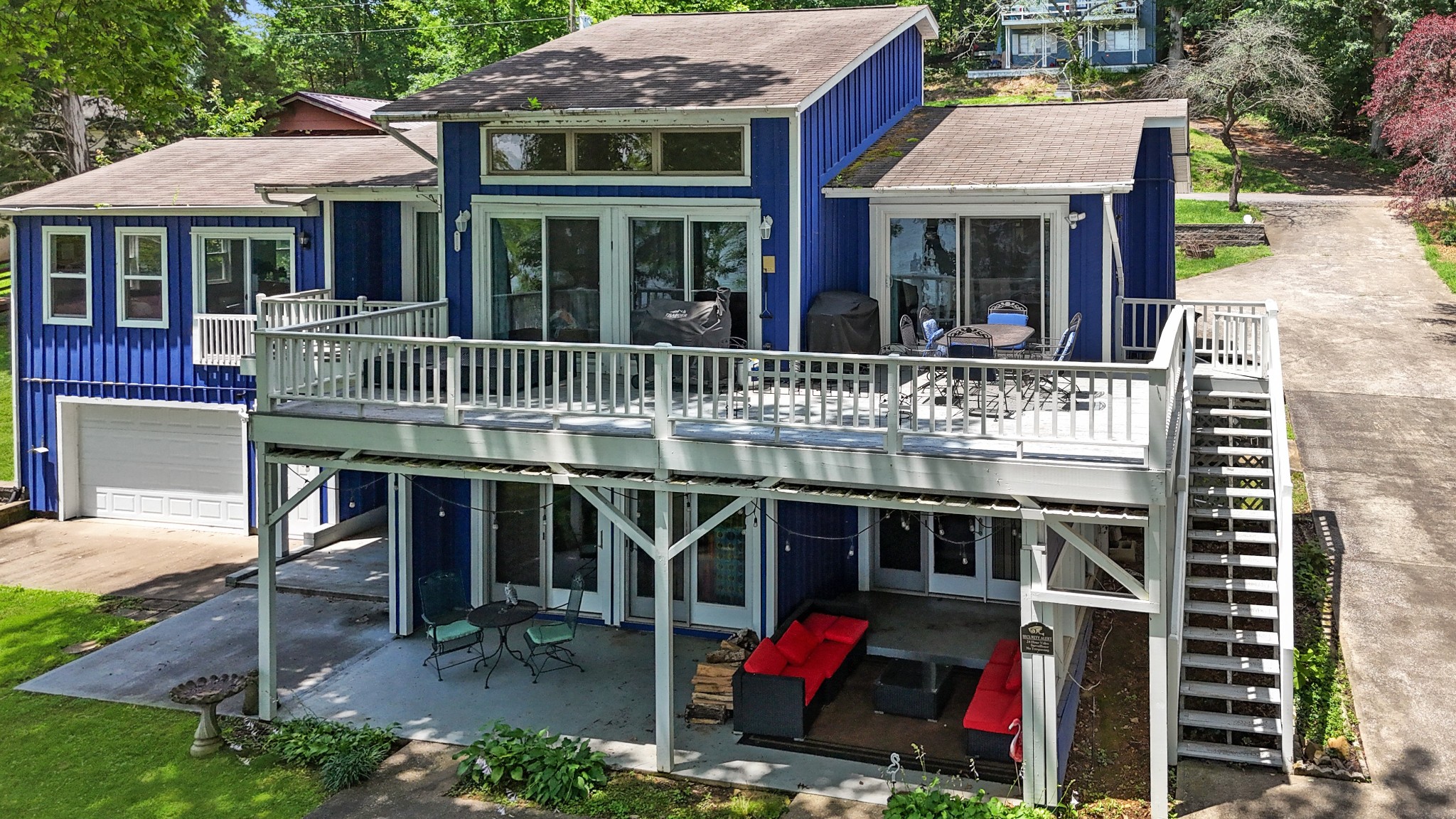 532 Waterway Trl