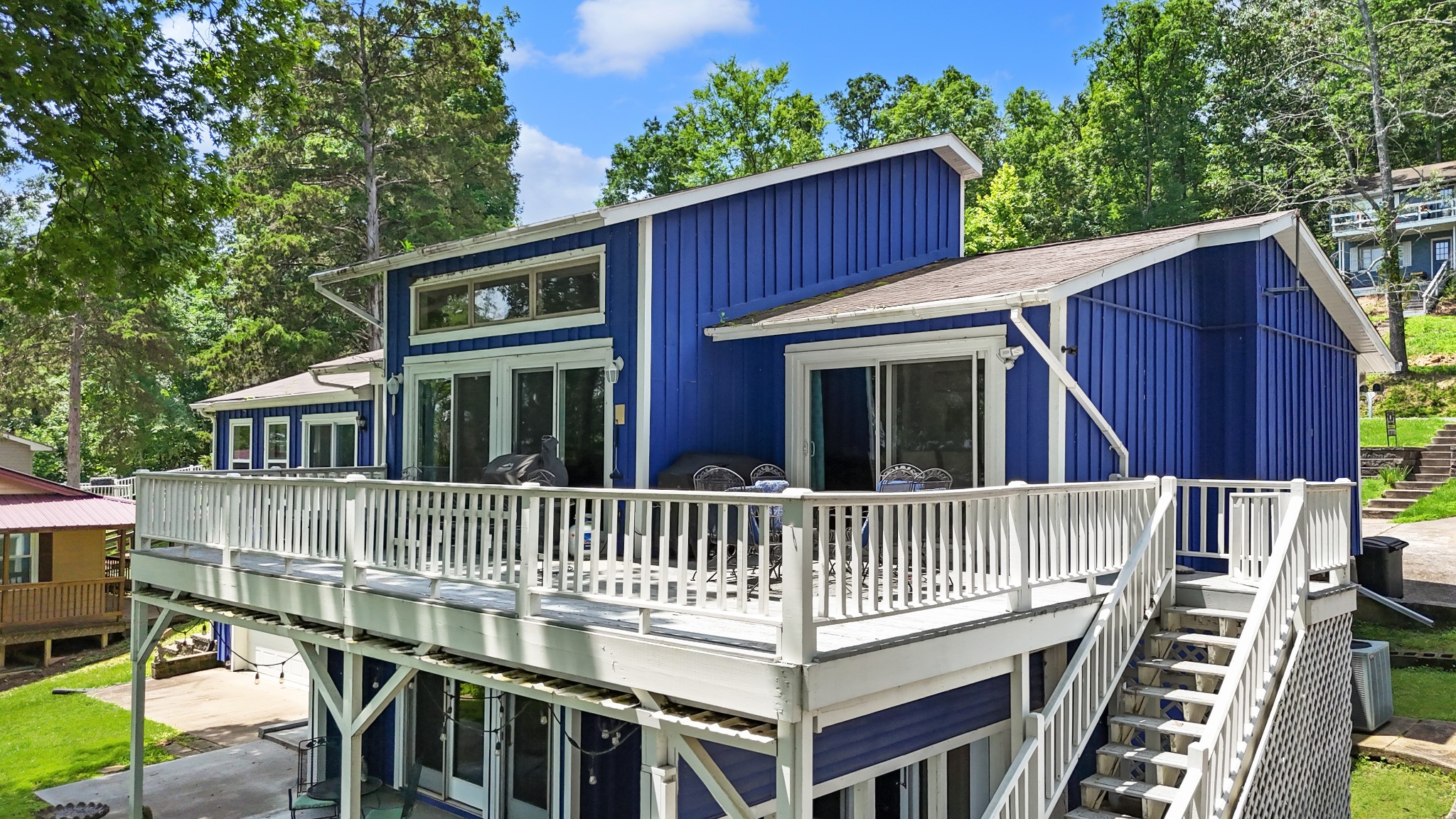 532 Waterway Trl