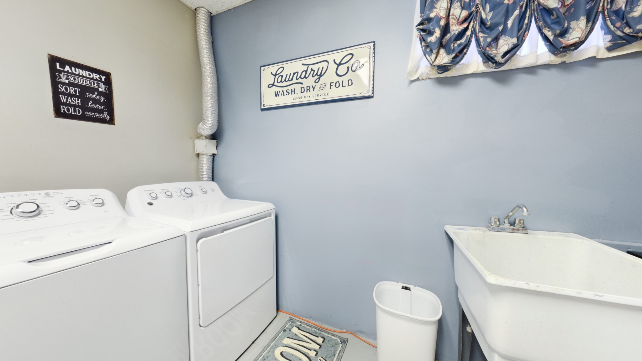 532 Waterway Trl
