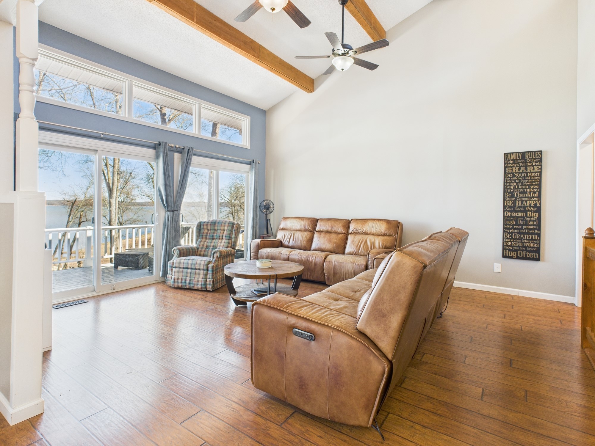 532 Waterway Trl