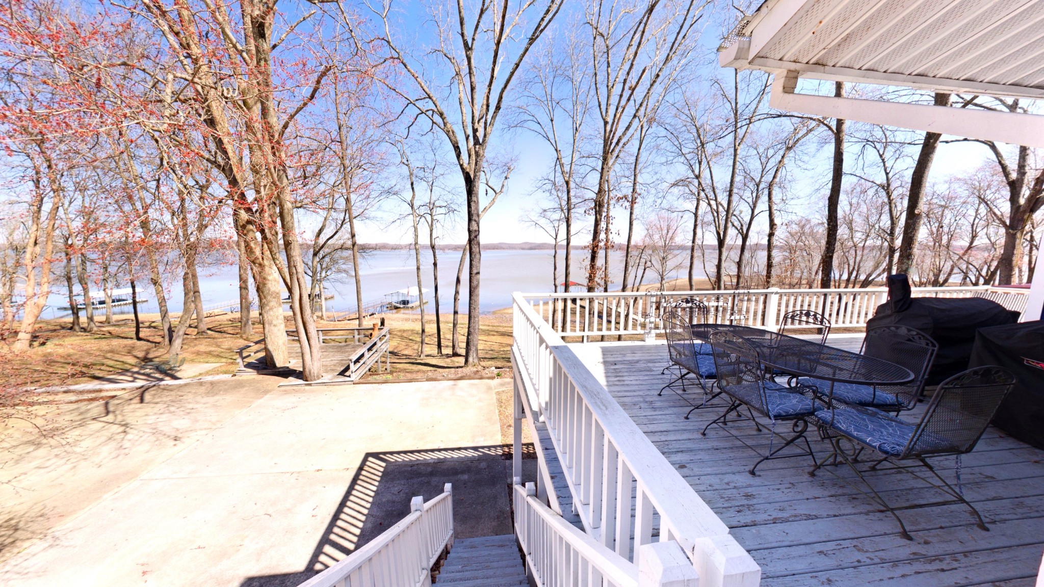 532 Waterway Trl