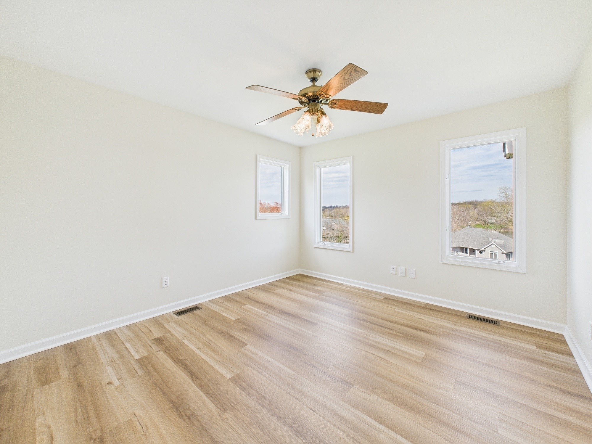 250 Sun Hill Cir