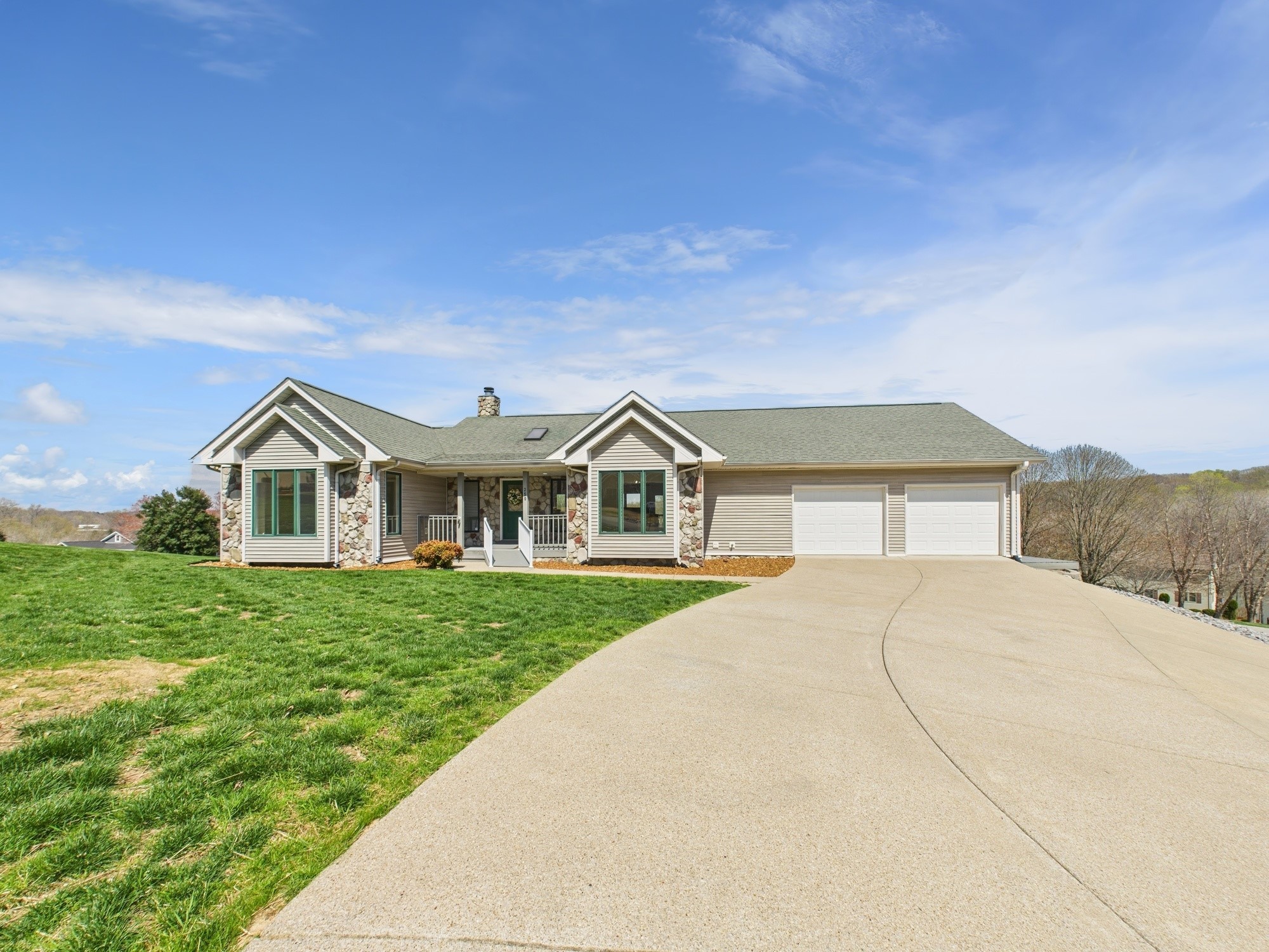 250 Sun Hill Cir