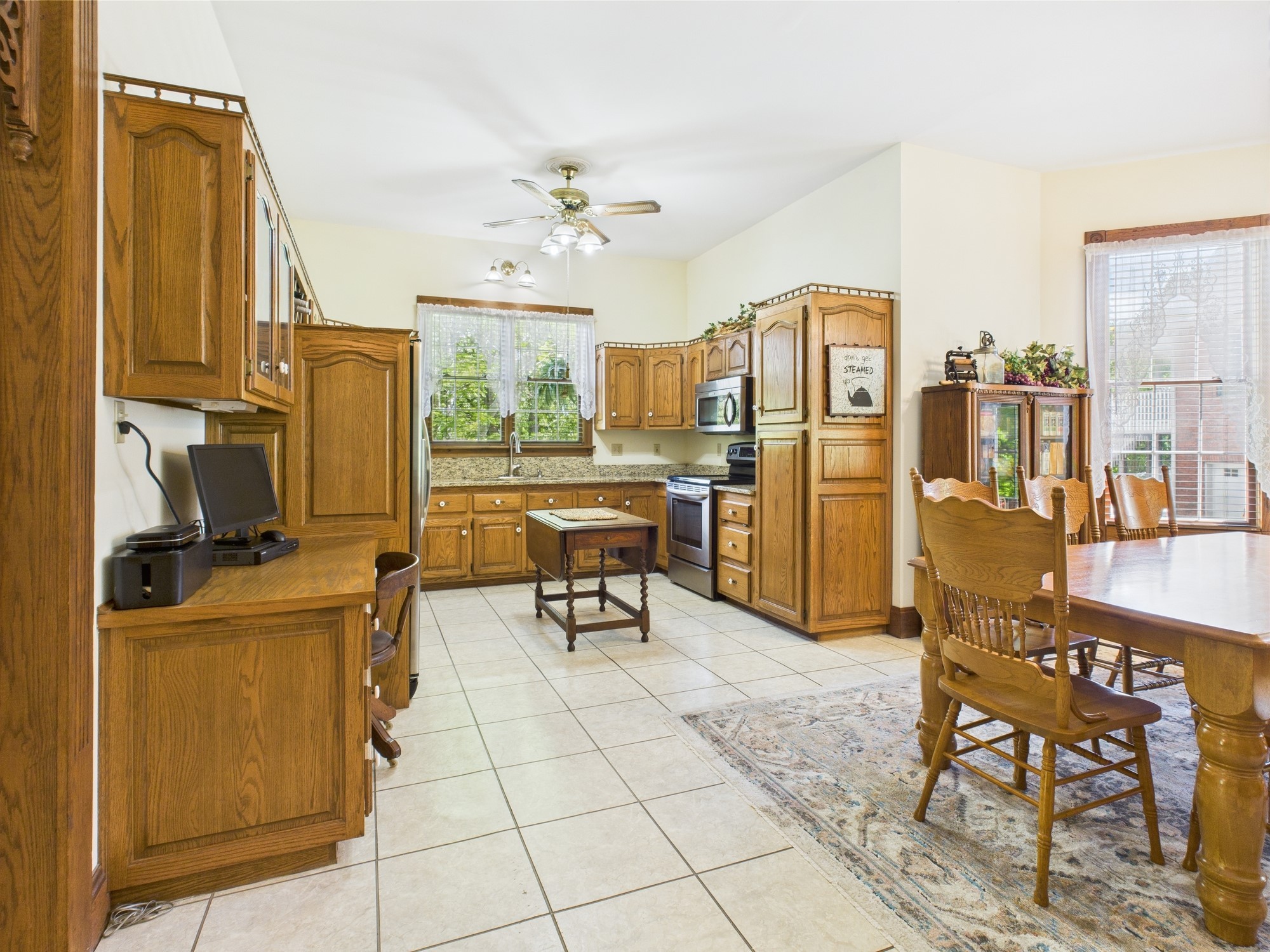 428 Backstrom Hts