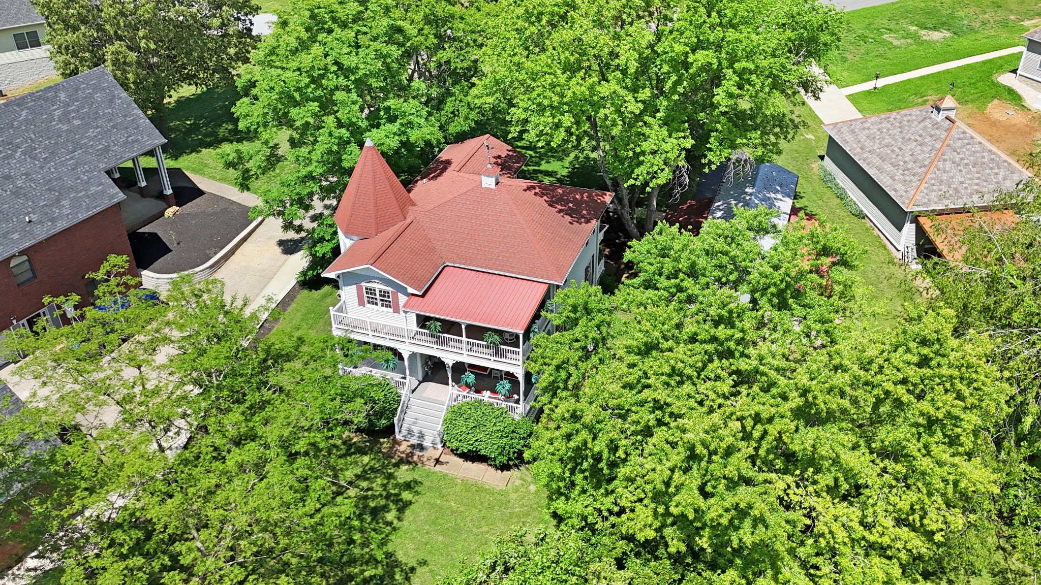 428 Backstrom Hts