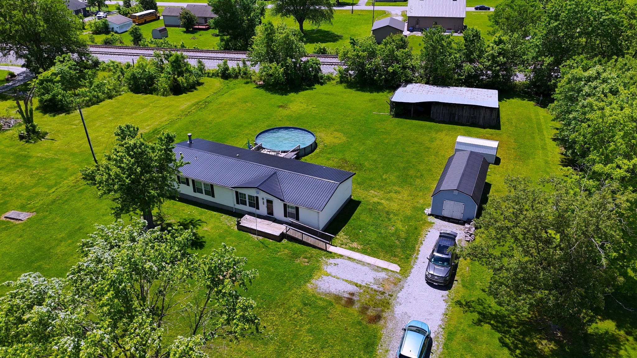 161 Kelvin Dr