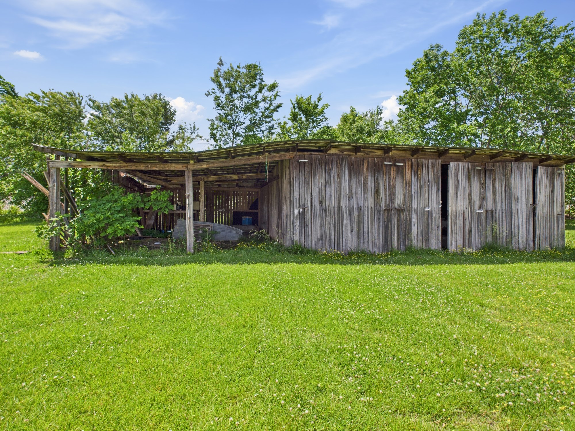 161 Kelvin Dr