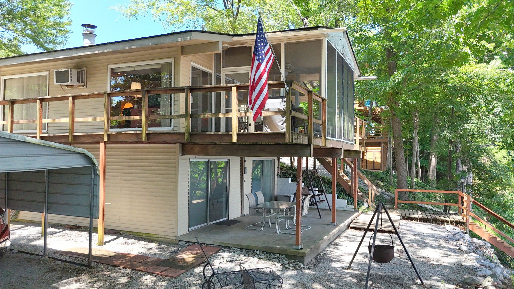 284 Skyline Dr