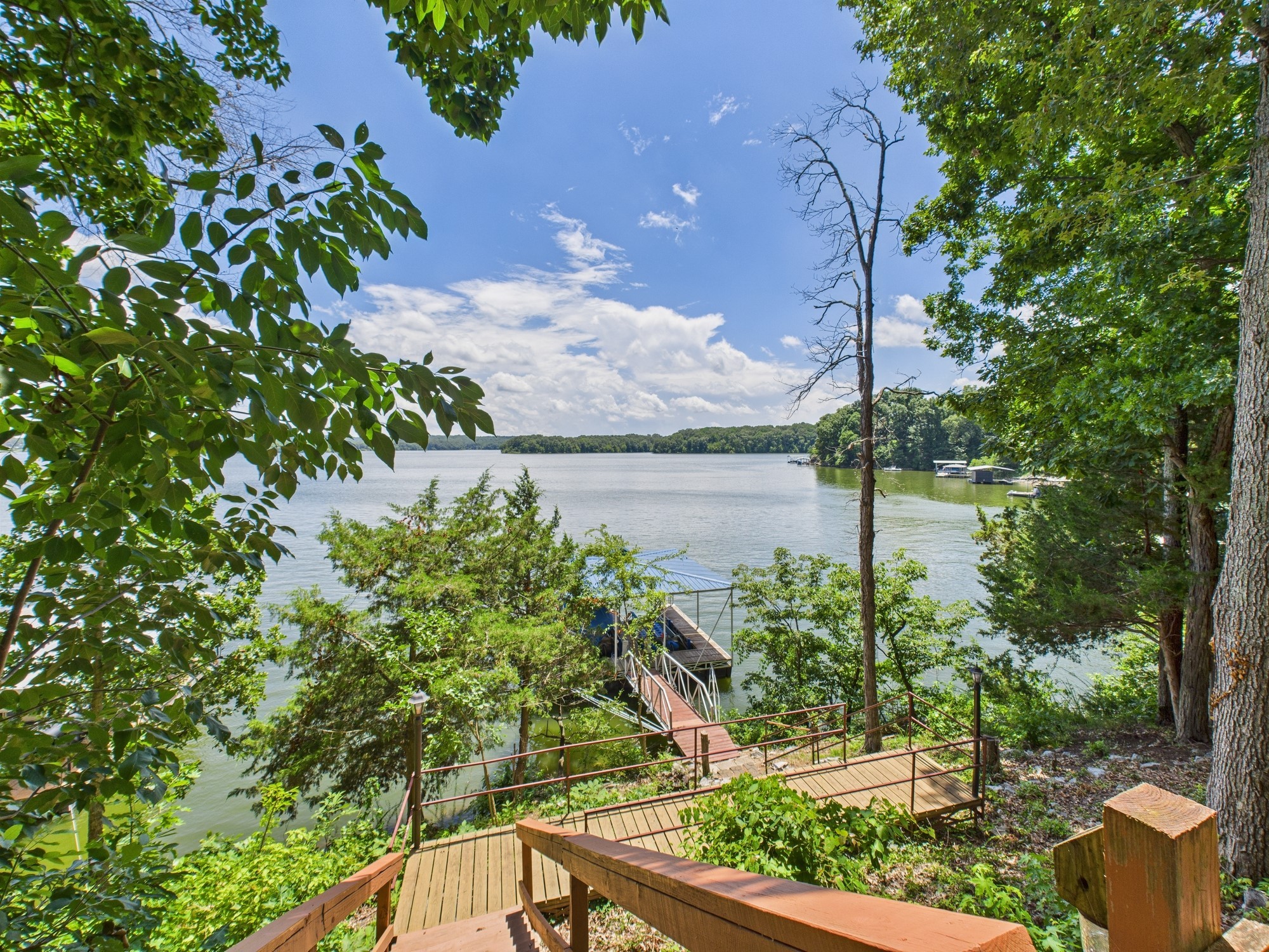 284 Skyline Dr